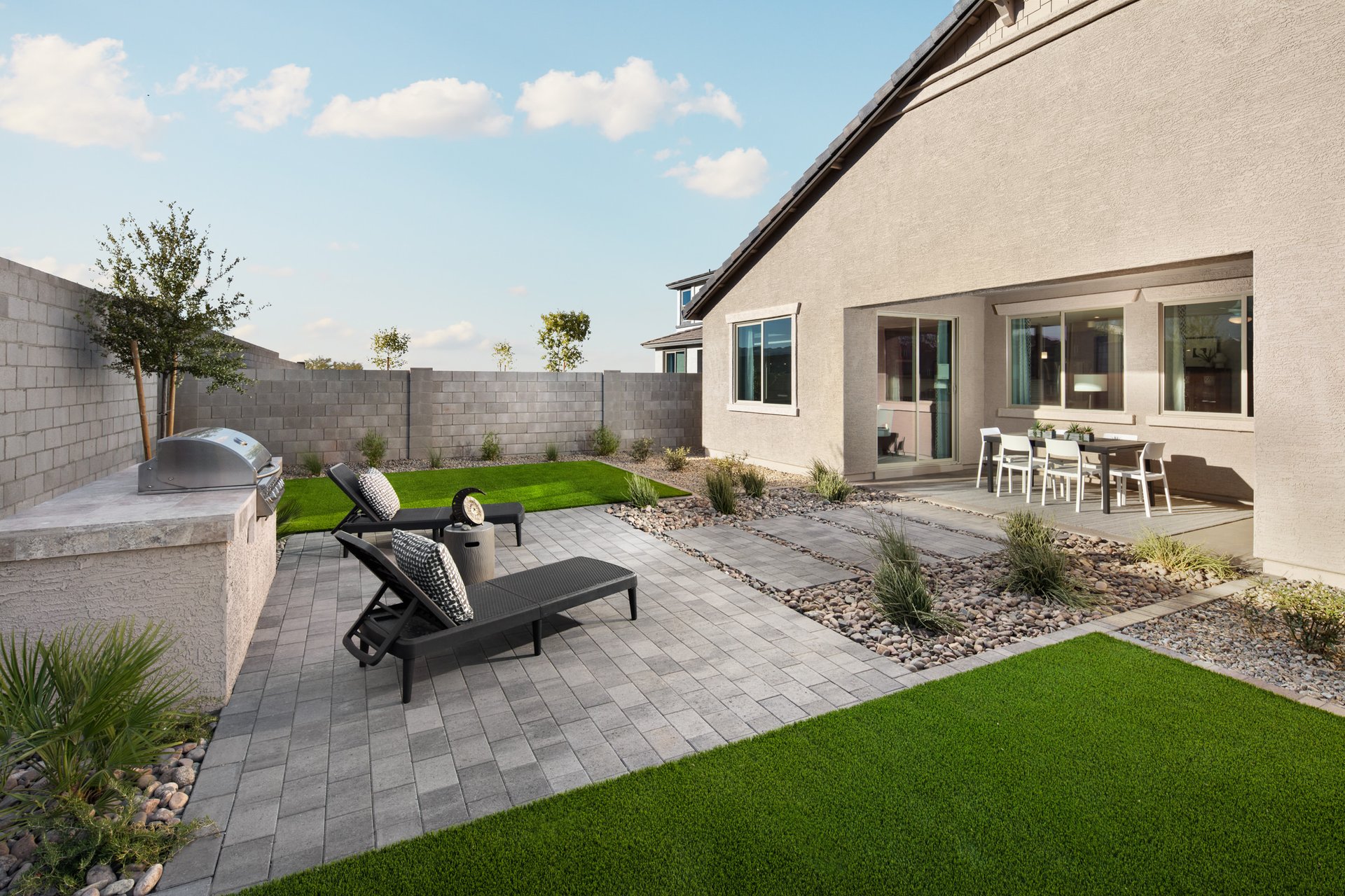 2aa5d61e-df81-4832-bd2c-8313990215e0