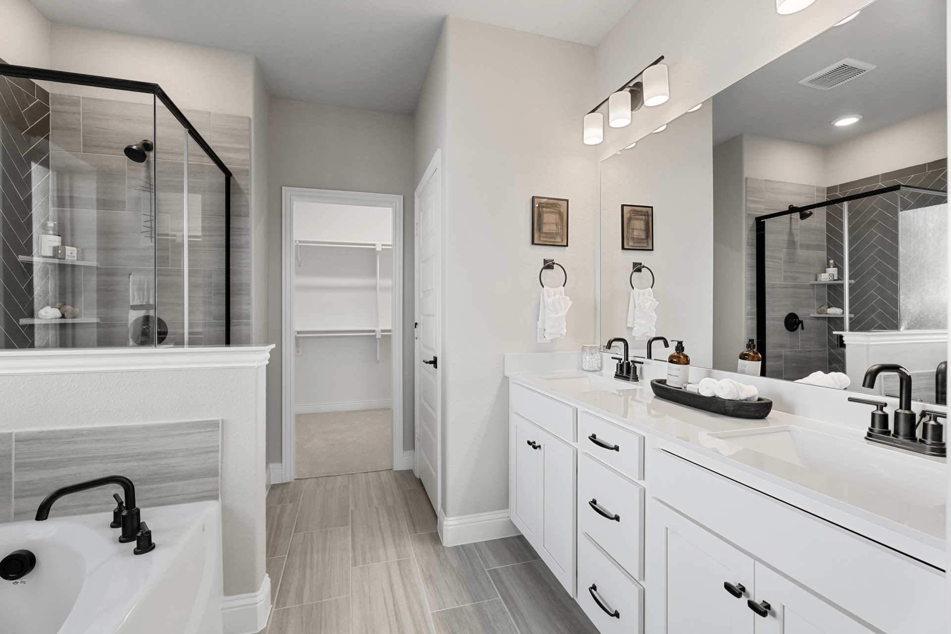 2cd8caee-ca81-4f8c-9dc8-0de6ebda3154