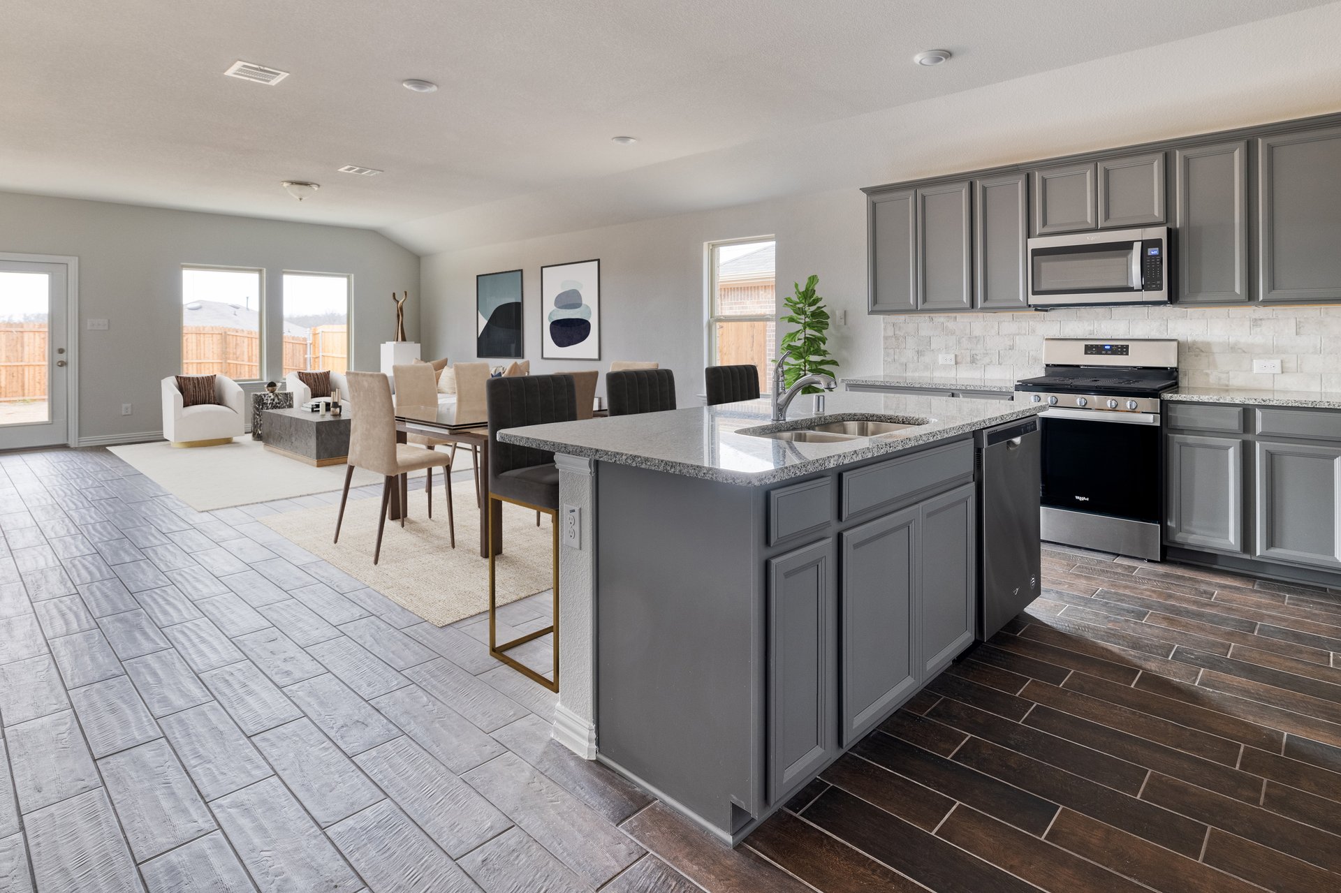 2e2906b0-30f3-40c9-9991-ad19982a4976