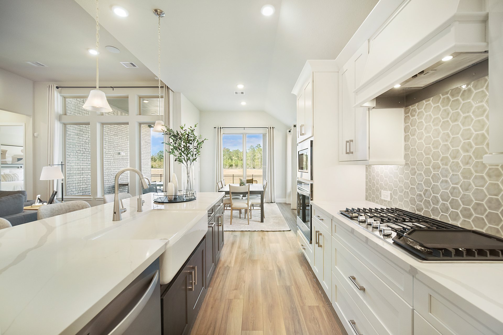 3b979ab0-848e-4736-8ab0-6fc11976ee2a