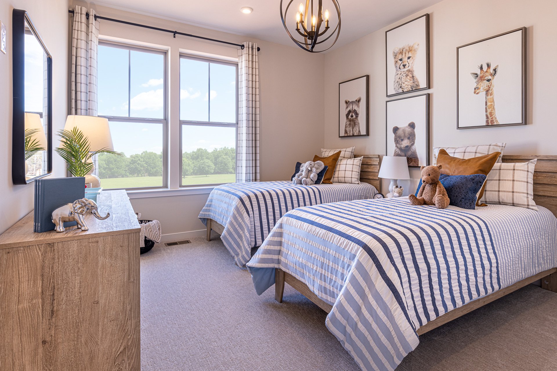 3b9c8597-10b8-45b8-91ef-2361a8ed5ef9