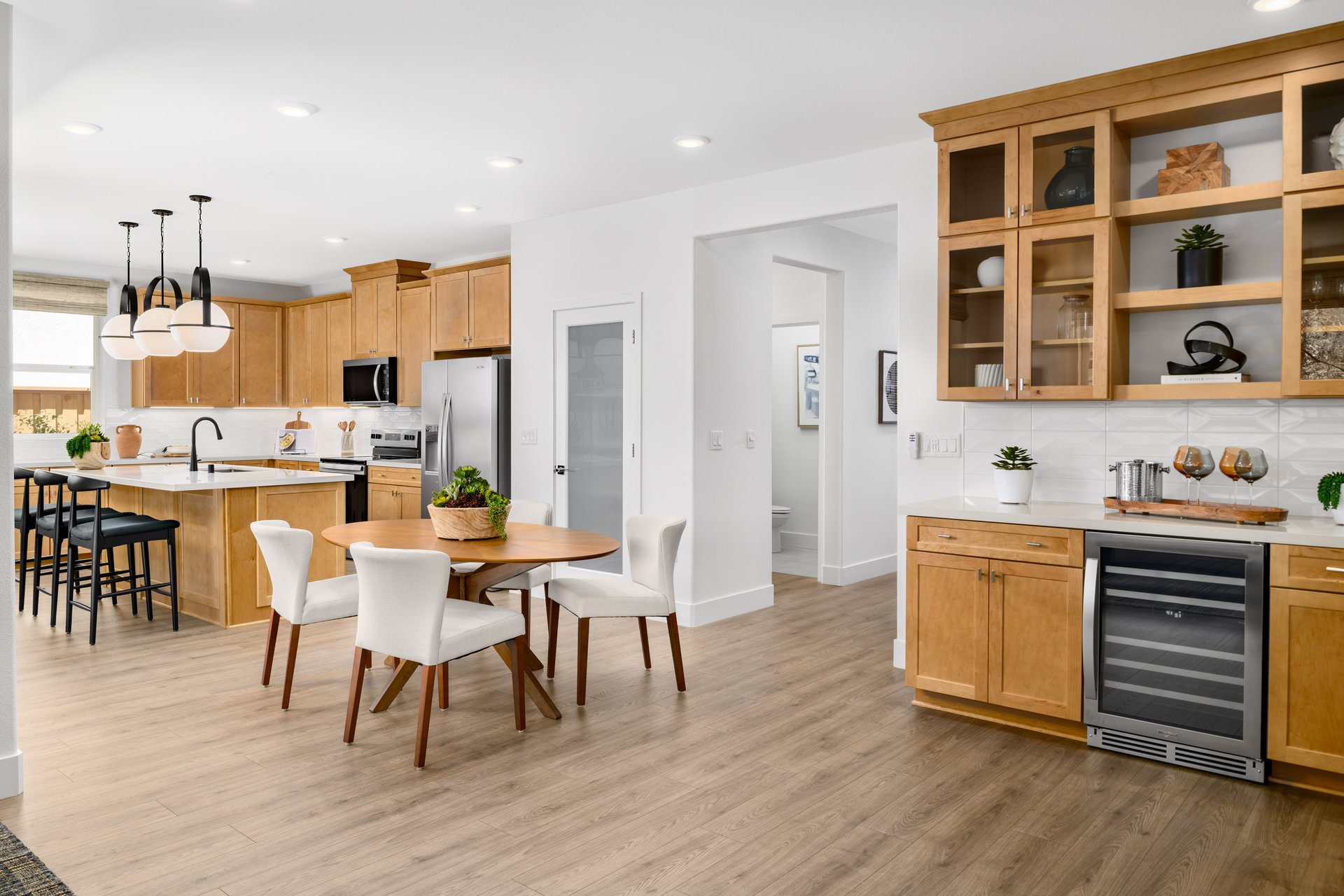 3e46853e-1d8c-4e1a-8886-0ff406cf26b4