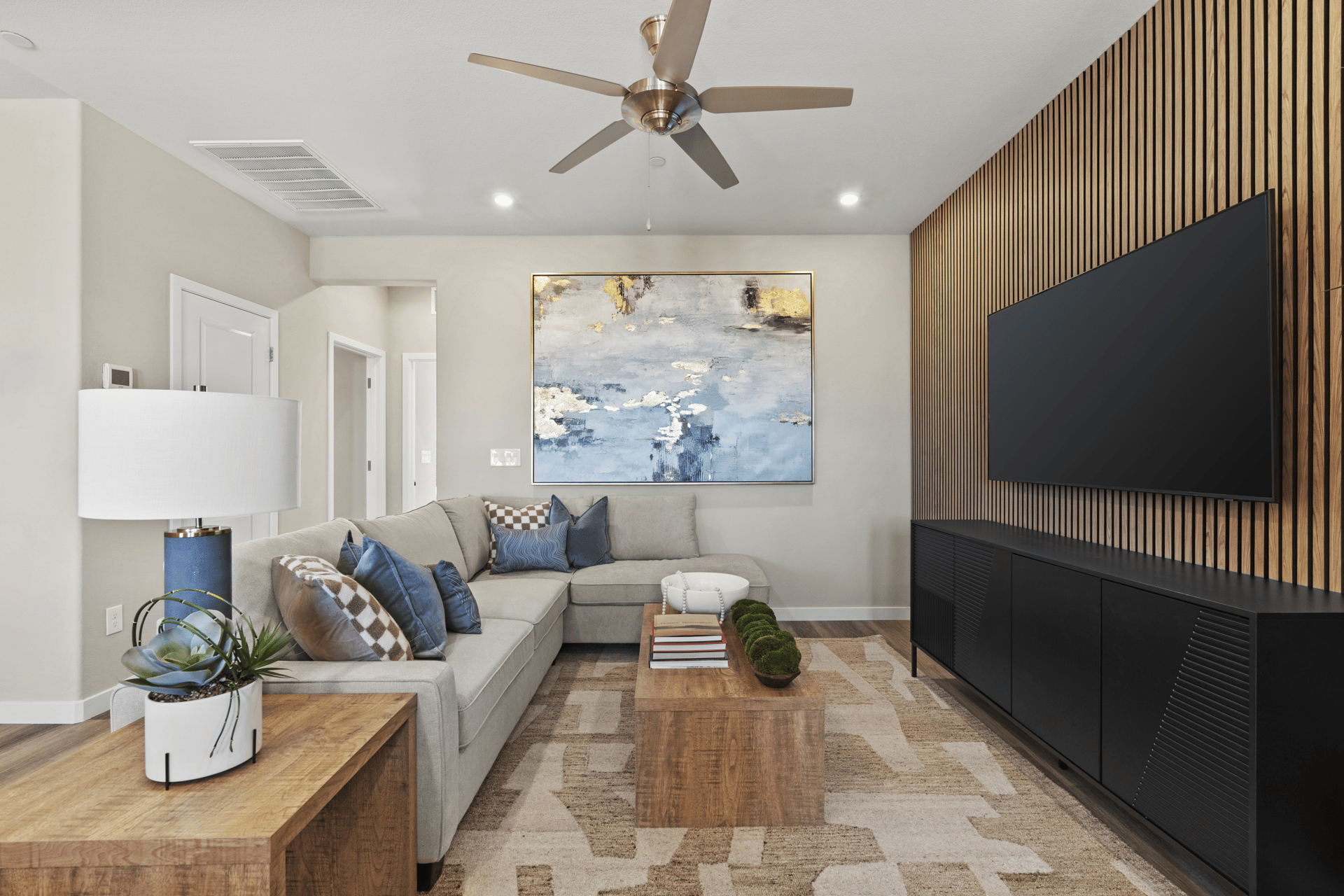 41493176-b207-4bfc-8ffd-a40328541295