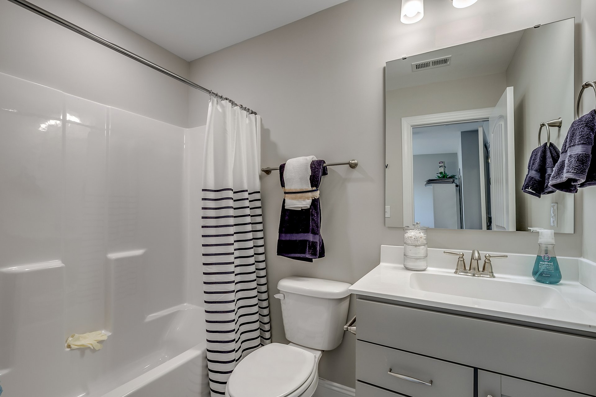 44257913-eb92-435b-8ed3-519f505c7e69