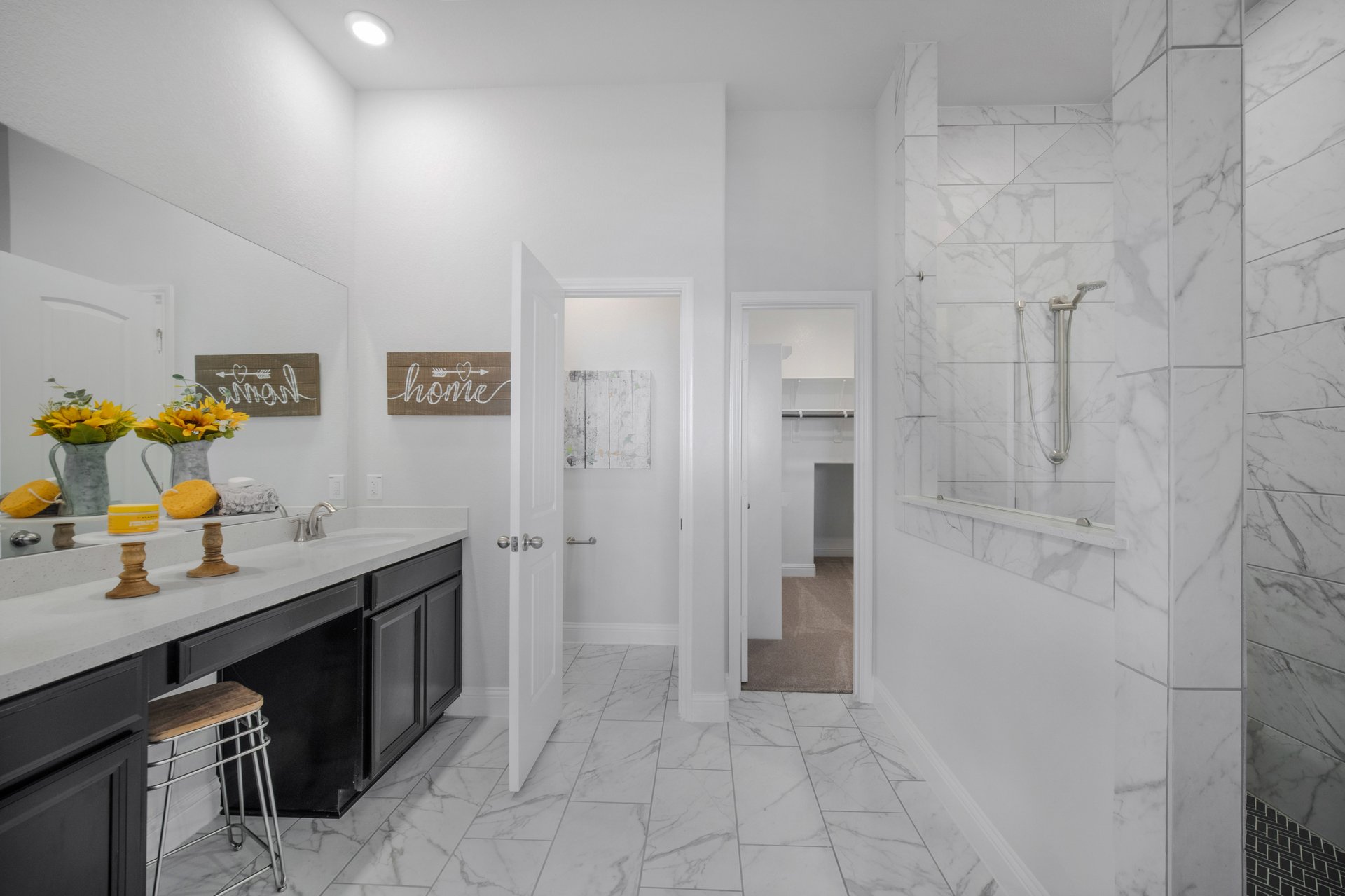 45299c03-51c0-4e22-a86b-fec674905b25