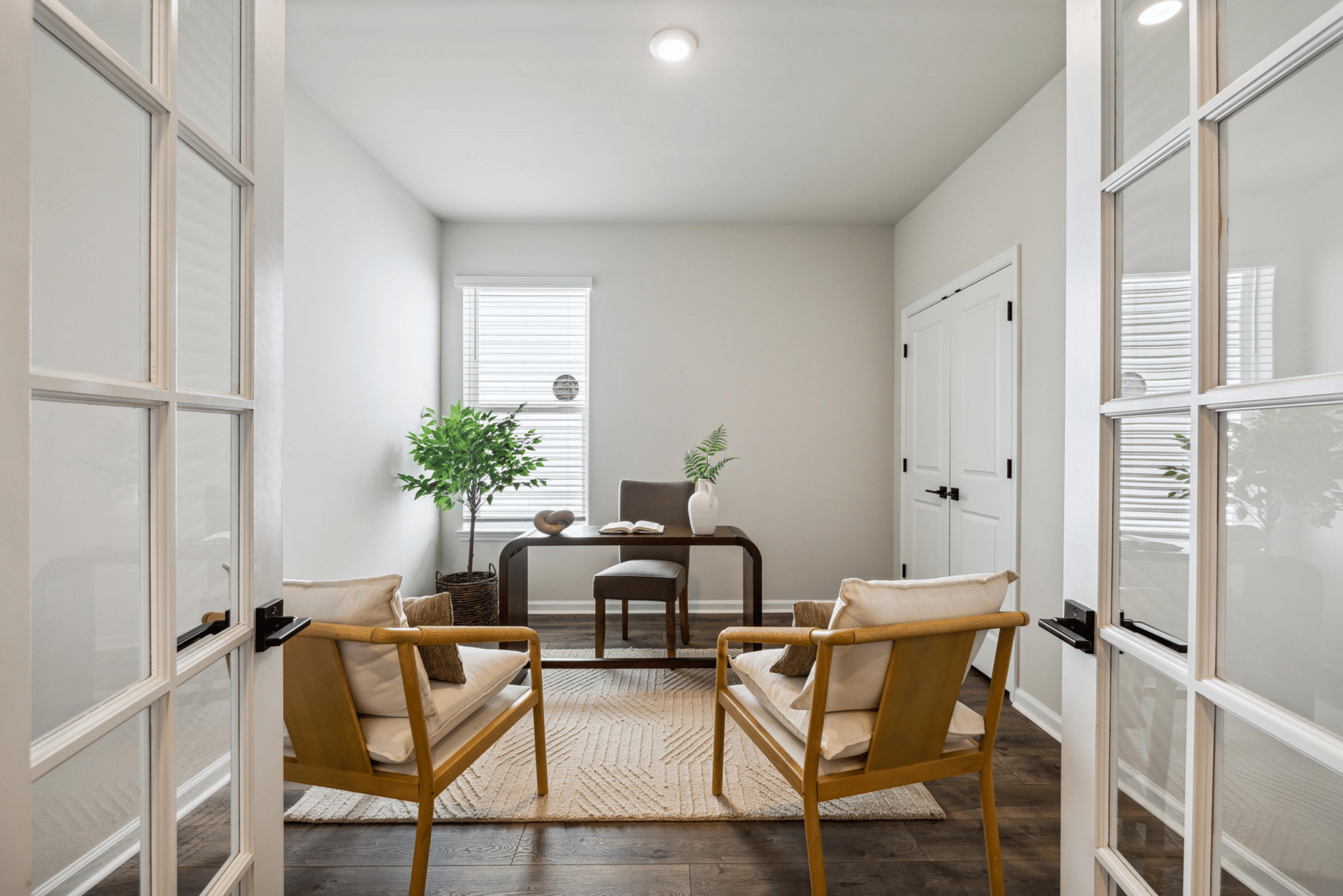 4d1cb454-817c-4aae-8188-47dd970e53ff