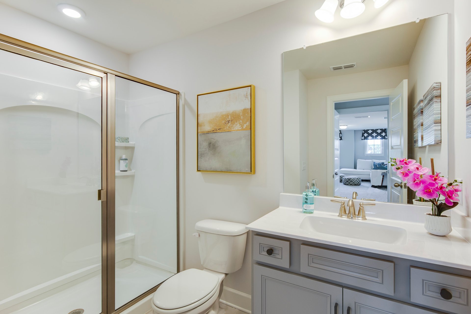 529b433c-26e9-430e-851a-f8e50d612ae0