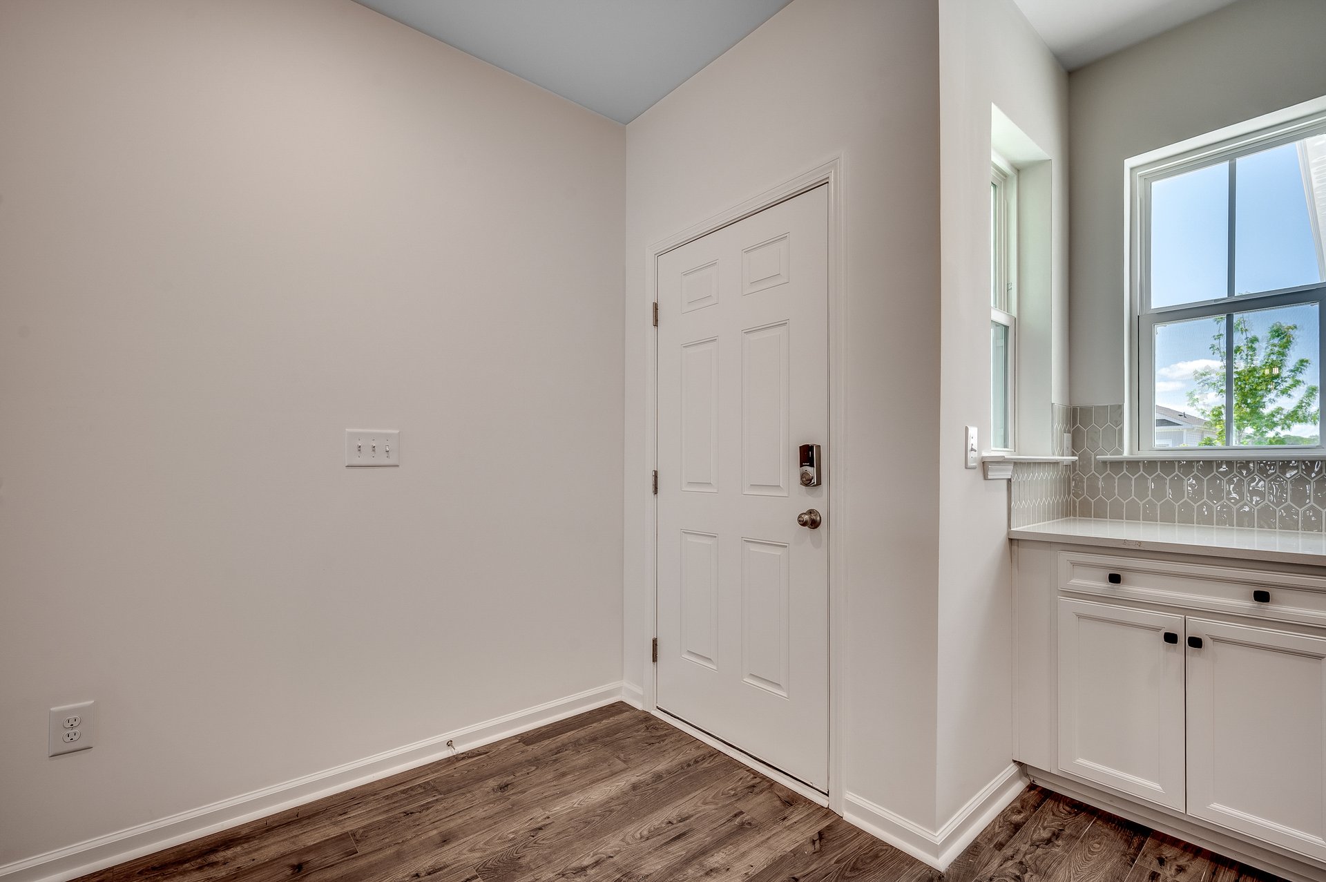 5609ada9-b4d8-41c9-bf90-36a5003eedee