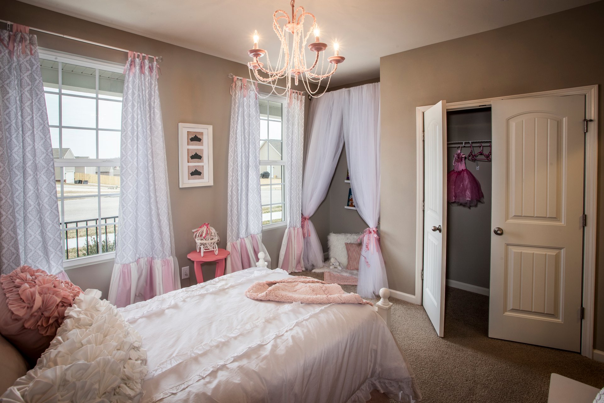 5c1941d3-e85f-422b-a67b-6151df862182