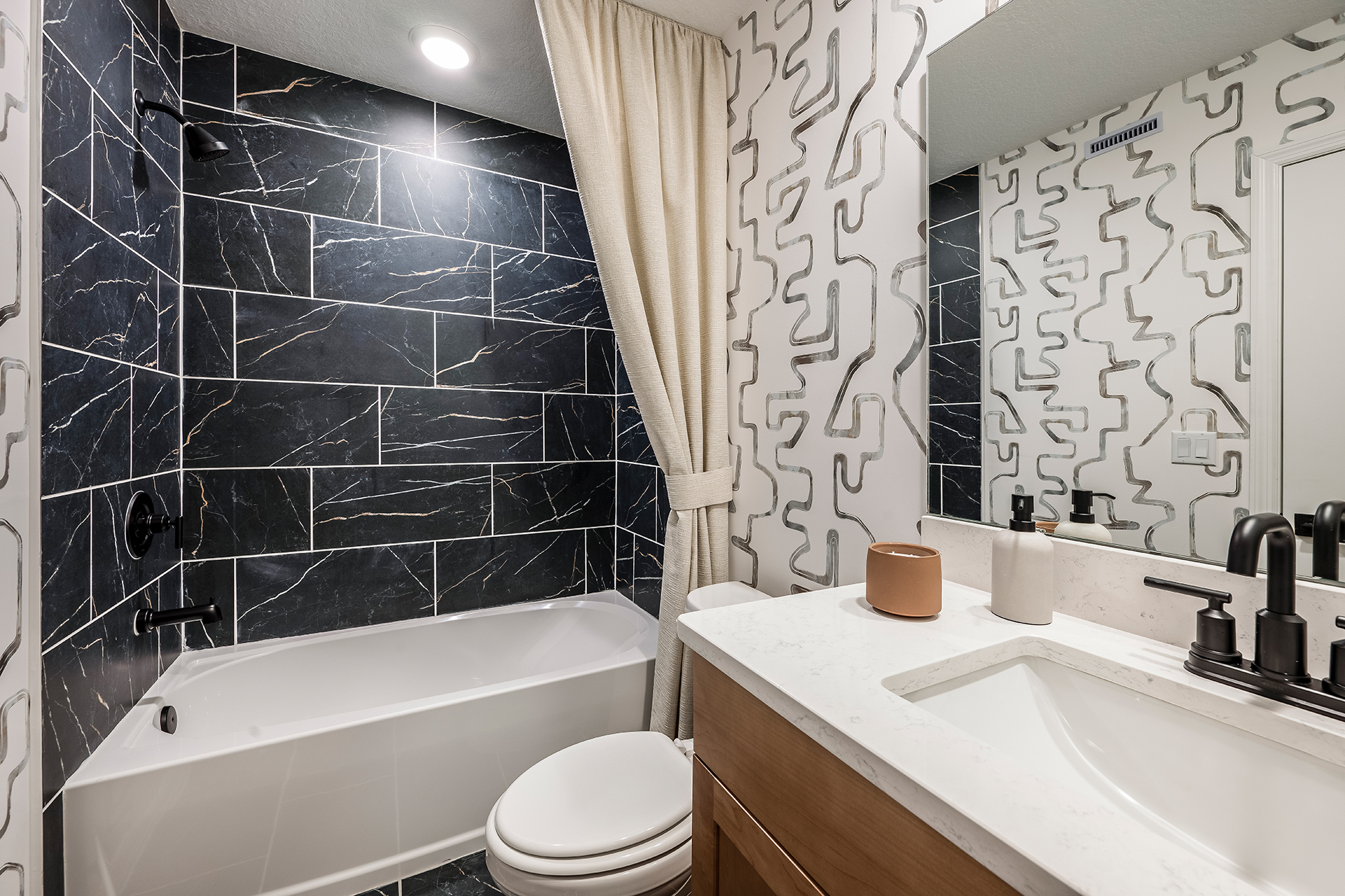 5fd9d535-e9fa-400f-876e-107fc486e084