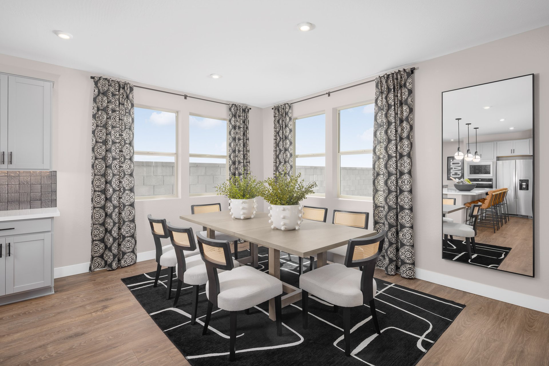 6115ed60-bc2e-48ae-8f80-5ff3420e1848