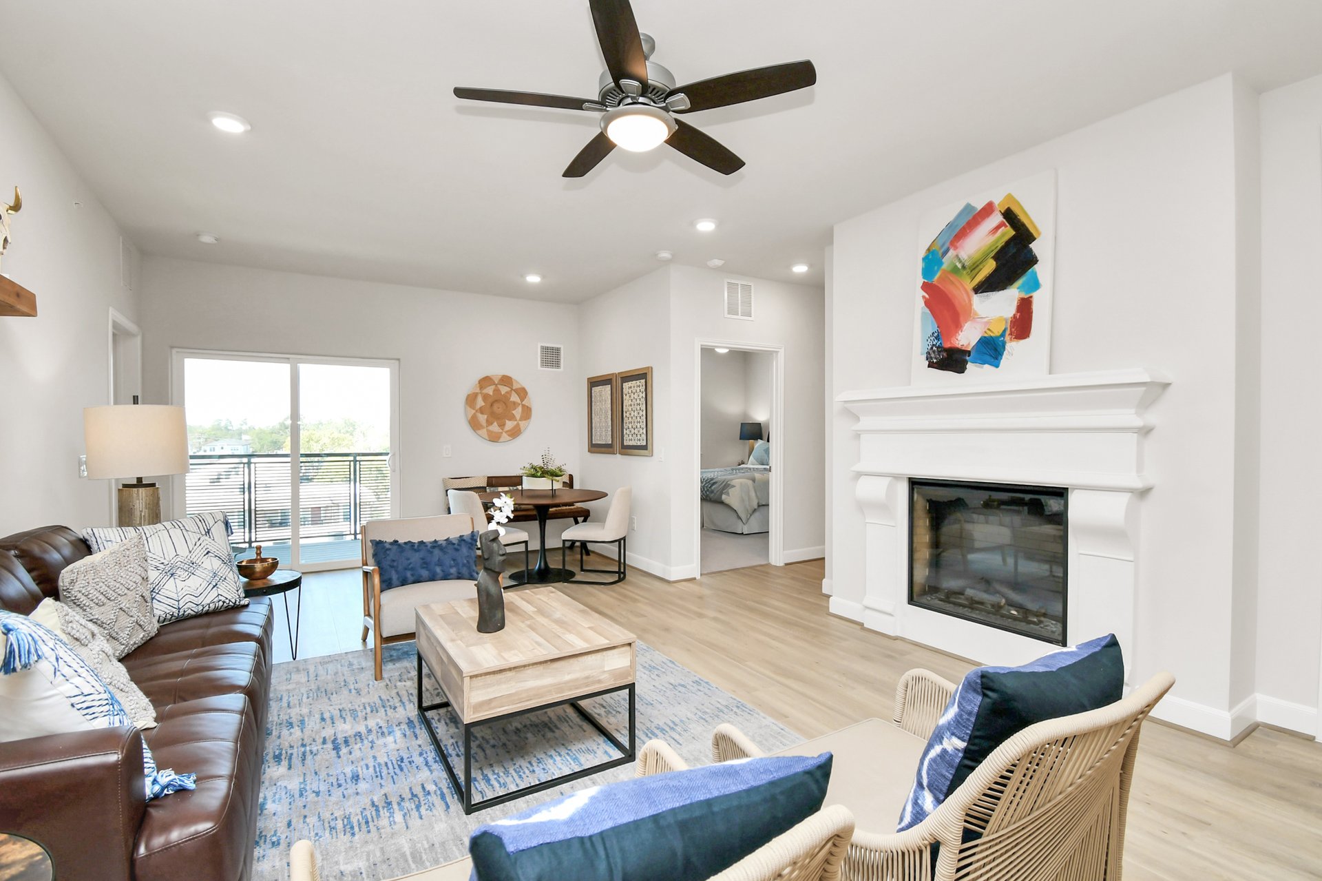 64dc797b-6ca8-40bb-9665-df5d17961640