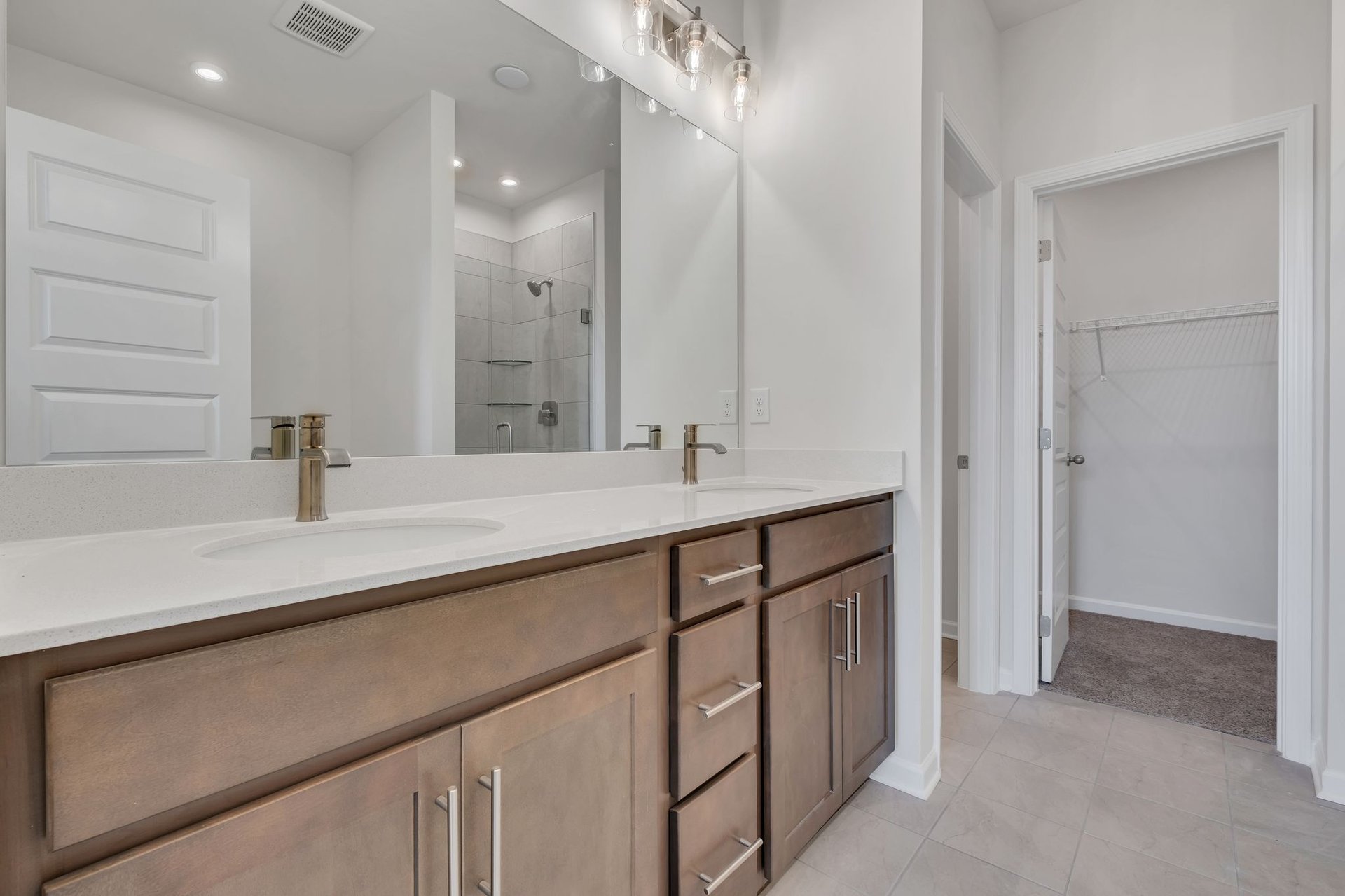 675283a1-de7c-4783-b727-0448c9a523d8