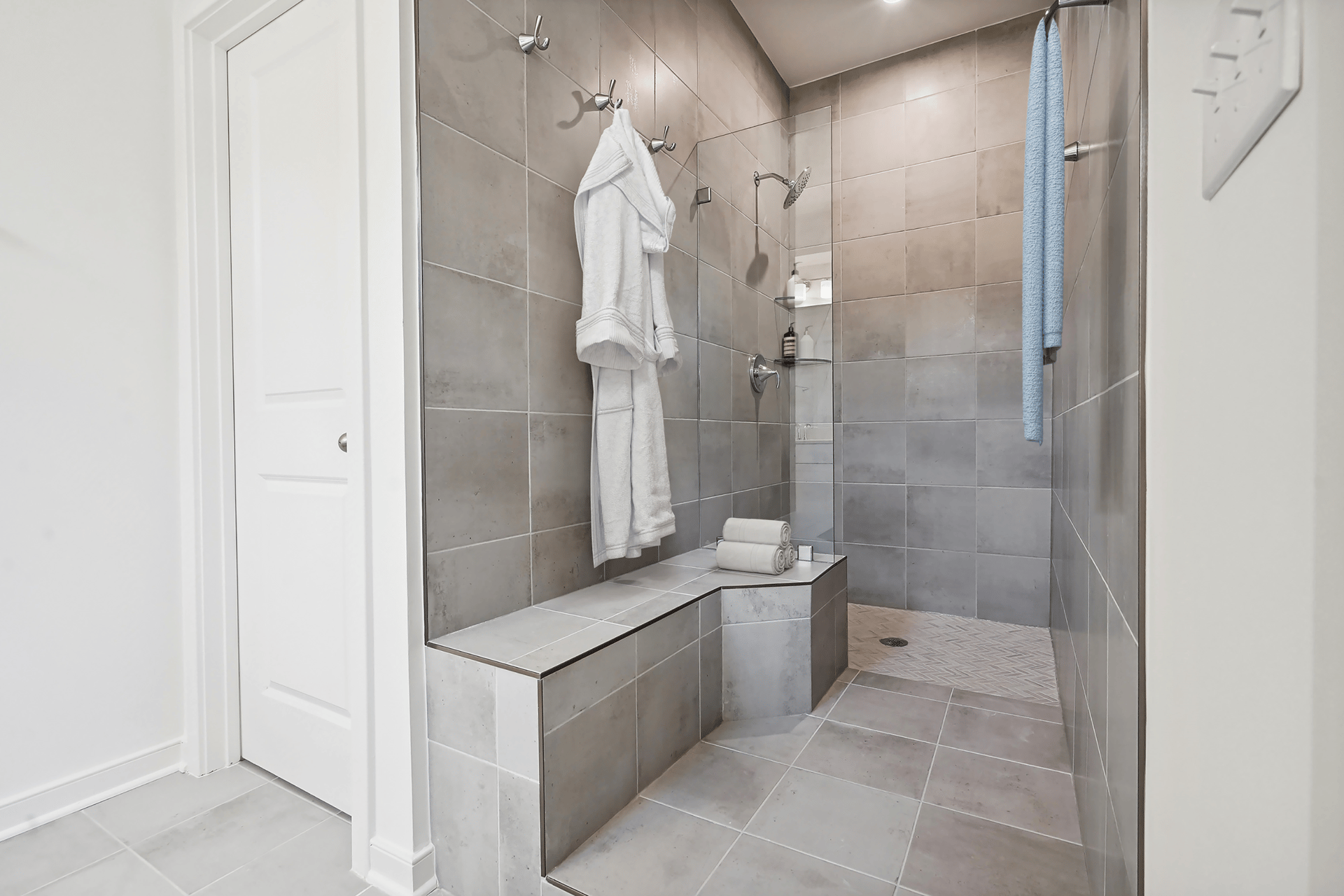 684d1f90-8362-47e3-b036-4b0817d8c76c