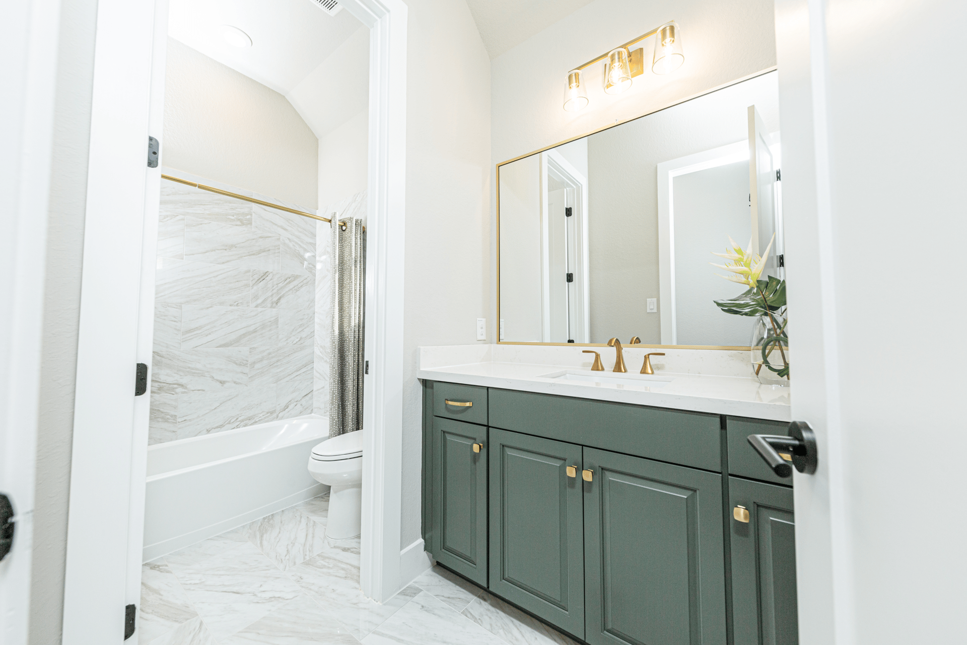 698c14cc-1b56-4cbf-a6da-74da6386f479