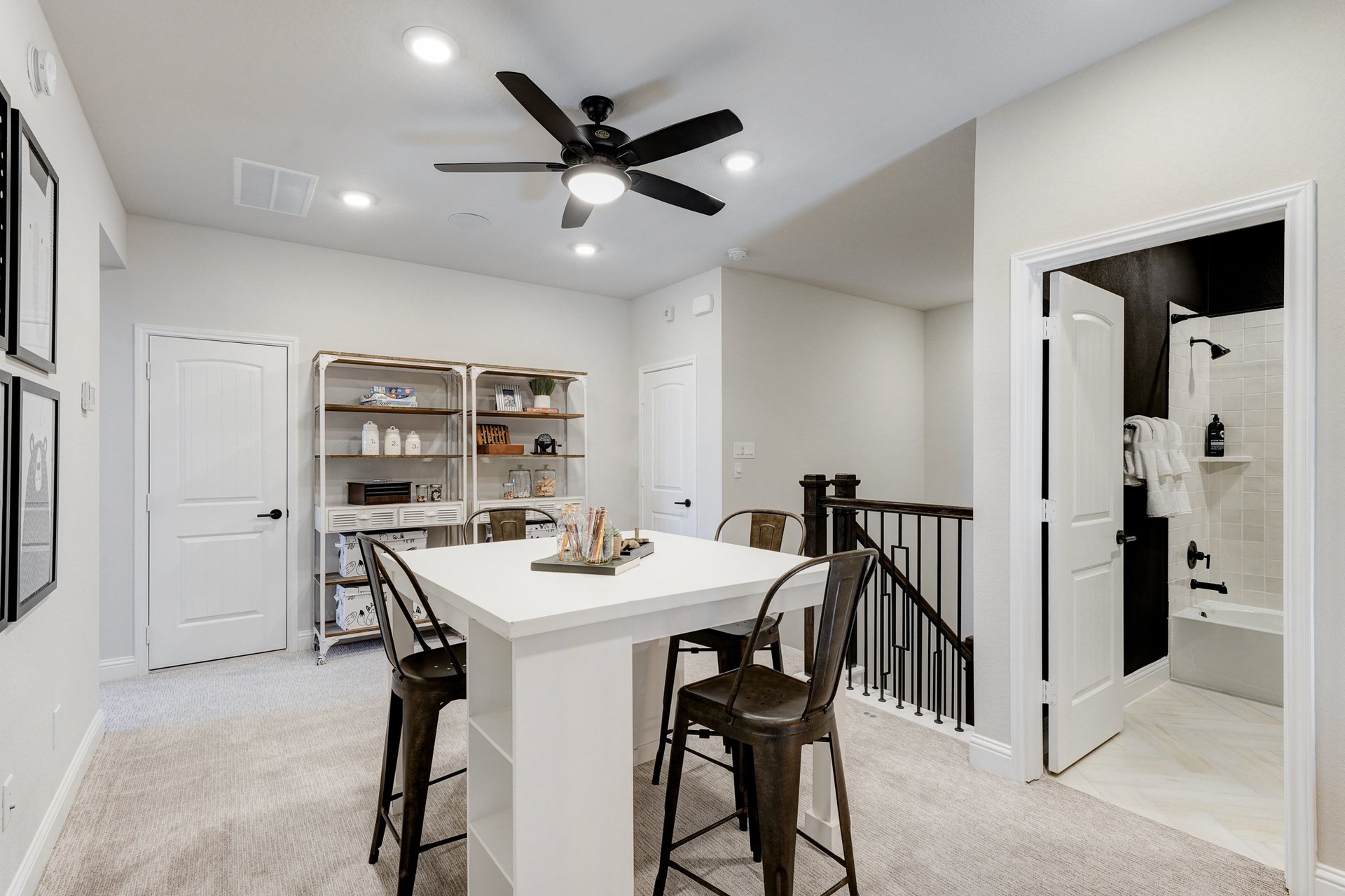 6bbea1e8-60a0-4c23-8ccb-60ee90b5803a