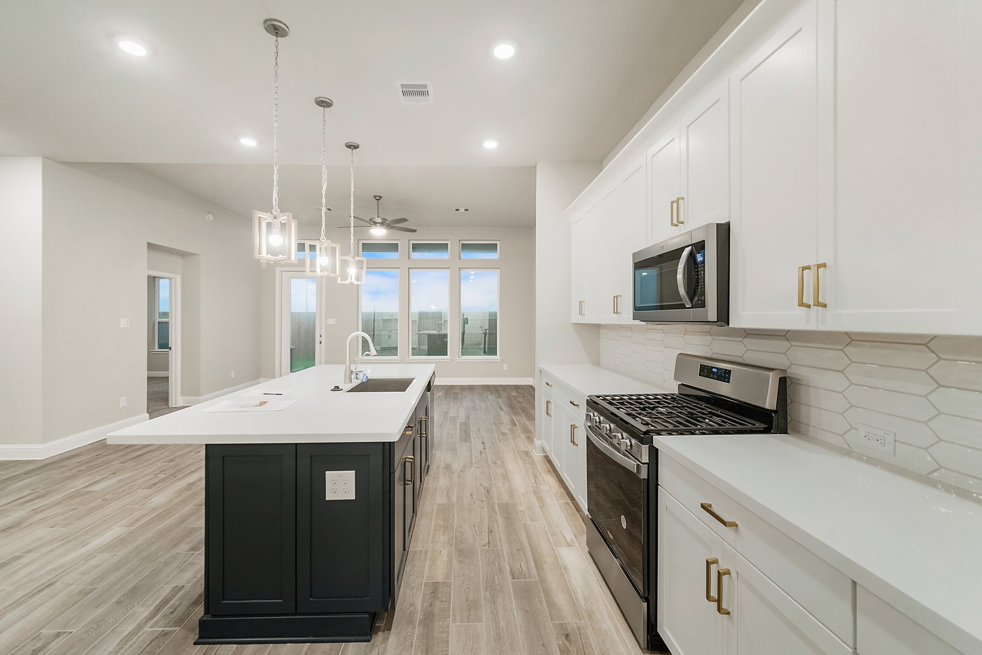 6ed01423-9b57-4f39-b0c2-929263c99680