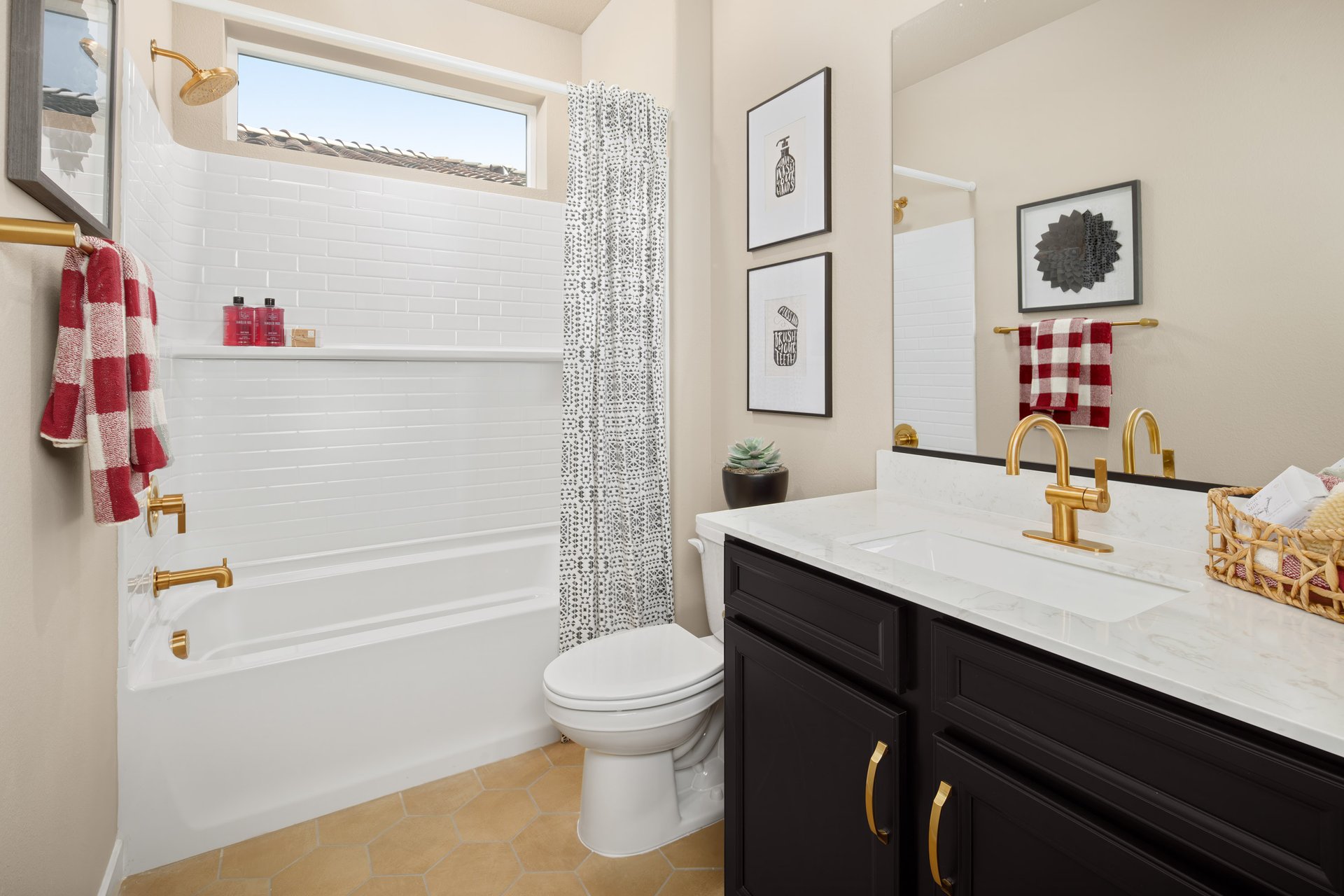 707ad81b-5097-4cfd-989e-bc434a512f3f