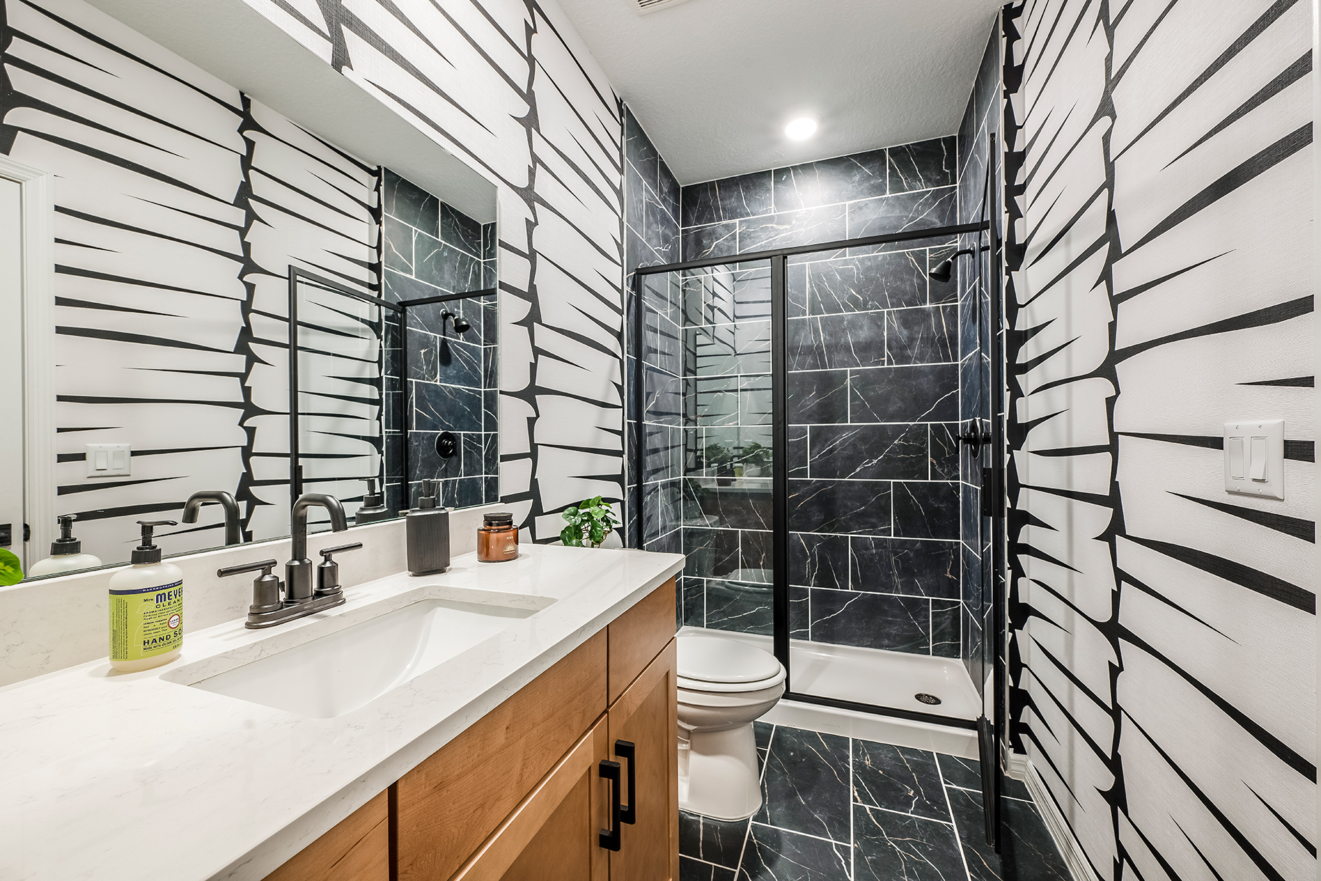 72aee74e-9d71-47a9-9e65-be1dfc489453