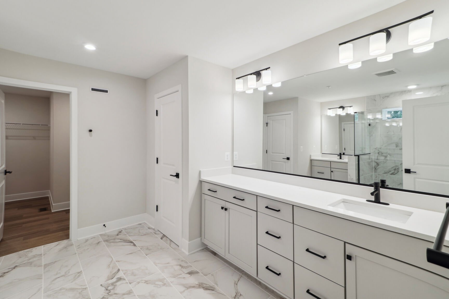 7470b475-22d6-4835-a4ca-e0e2e779bfe4