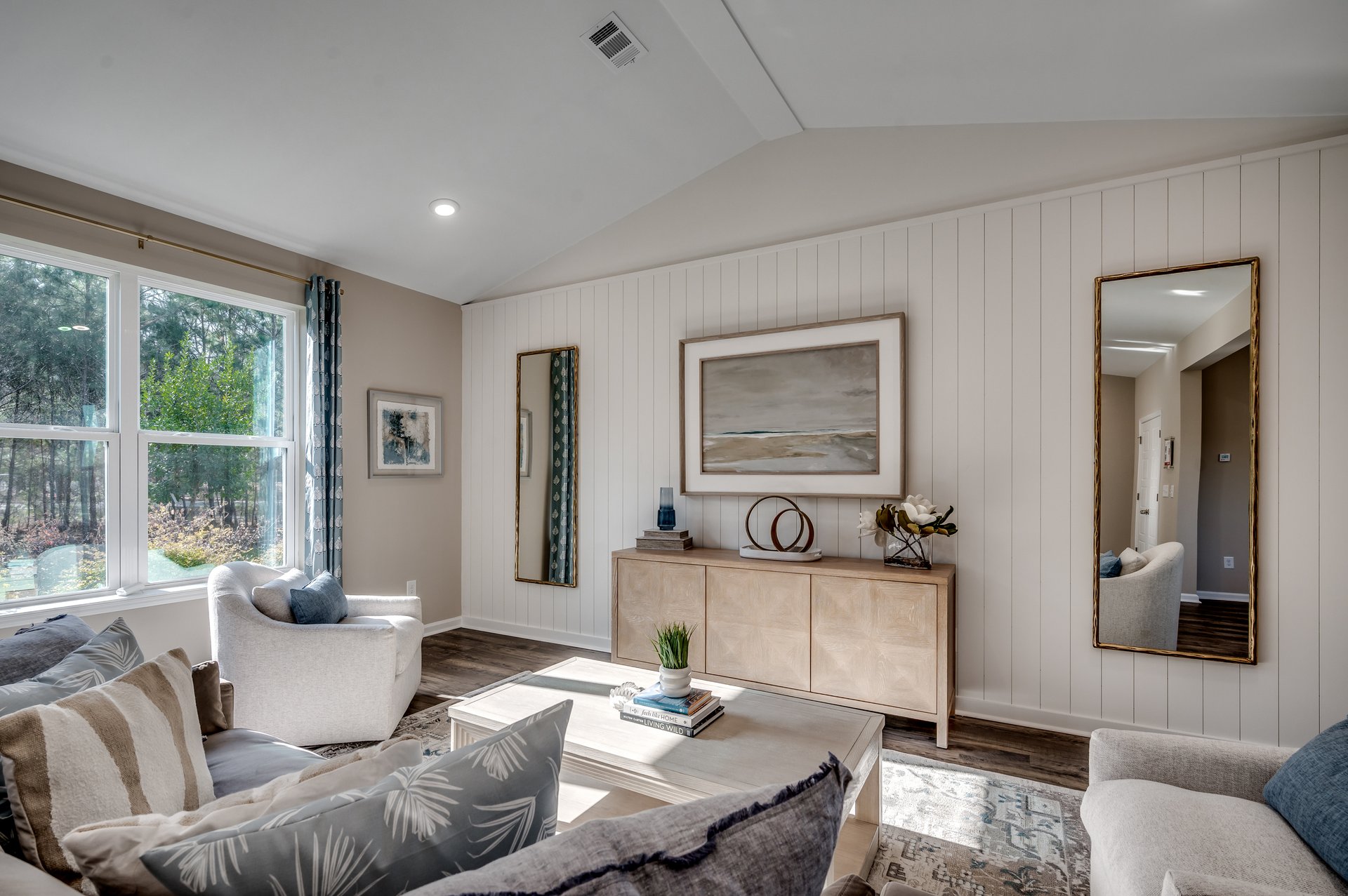 758cb39b-0ea3-4d8a-a964-72bd9b755cff