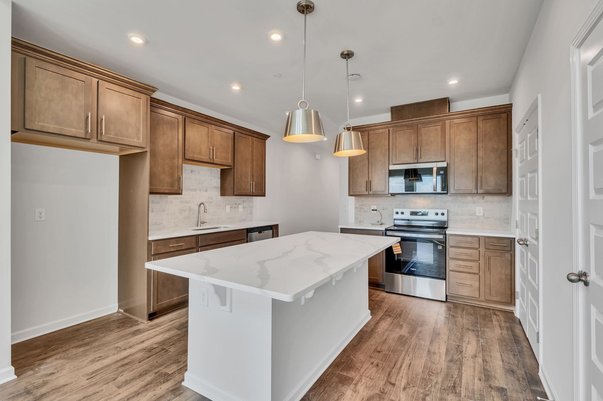 7a73b9a6-4d52-4b07-ac8f-0f8a34853f81