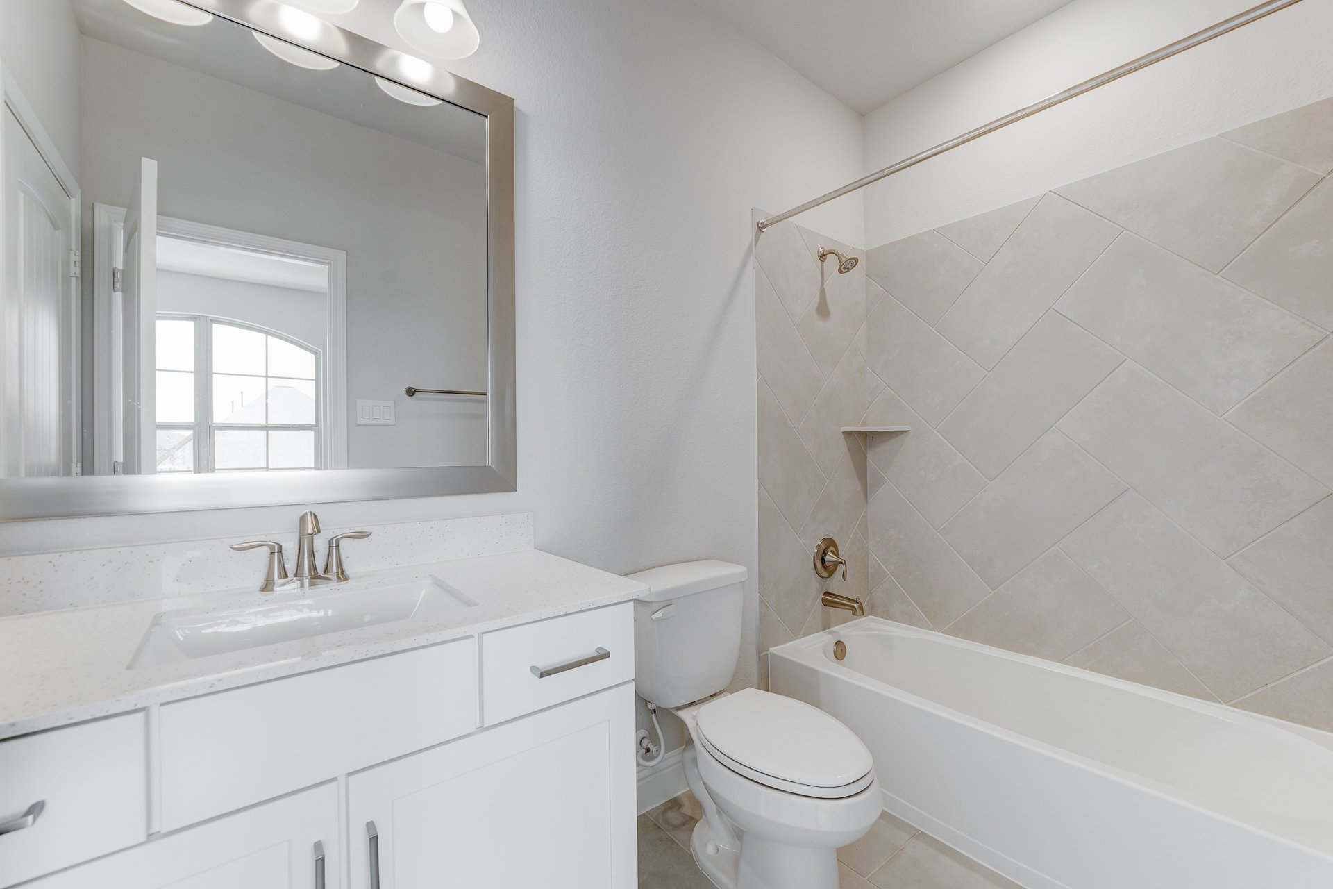 7b24de2e-28ce-41a4-8e7b-9d0edf0d0611