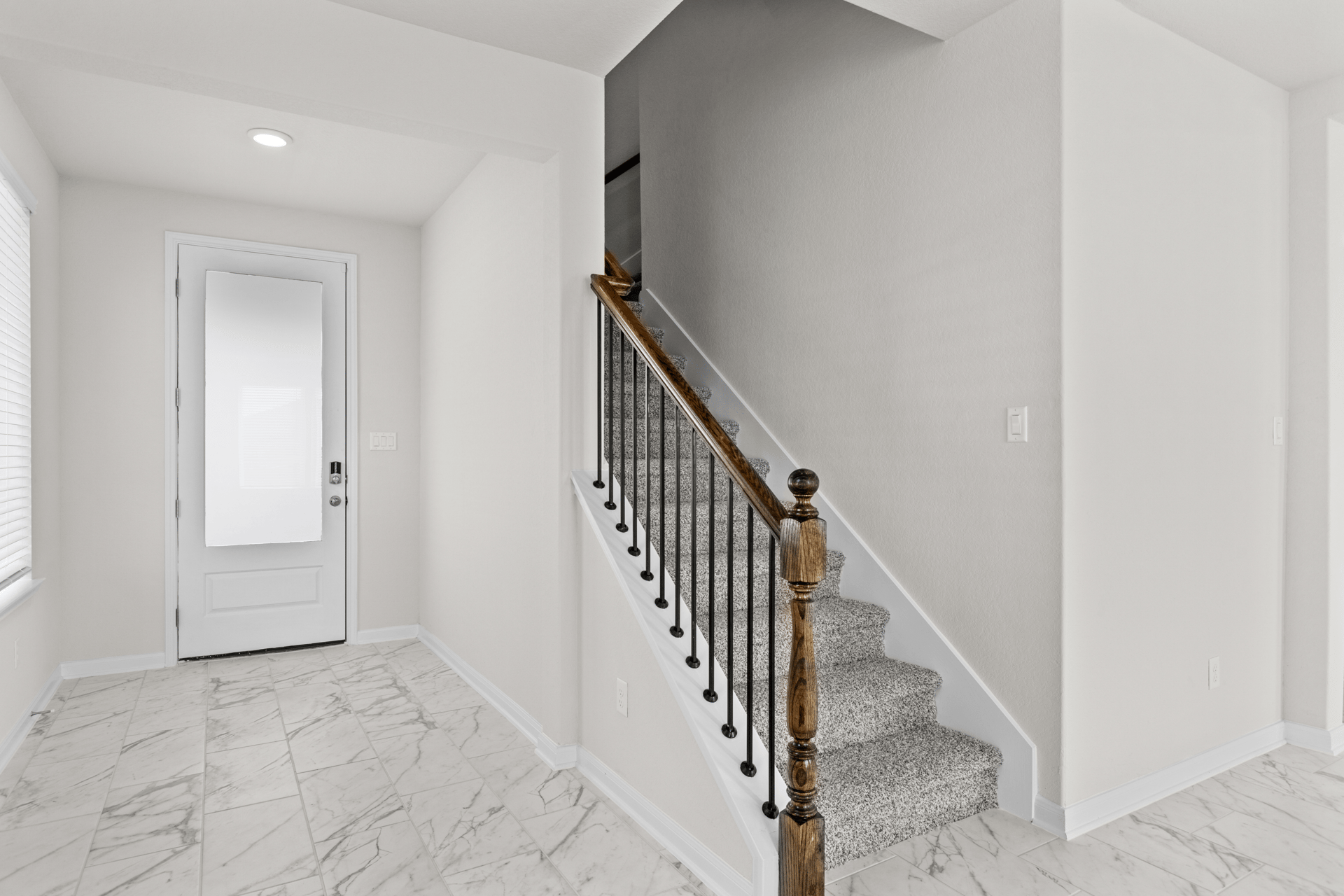 8315ff7f-ead5-4c2b-a106-ea9f40b0e734