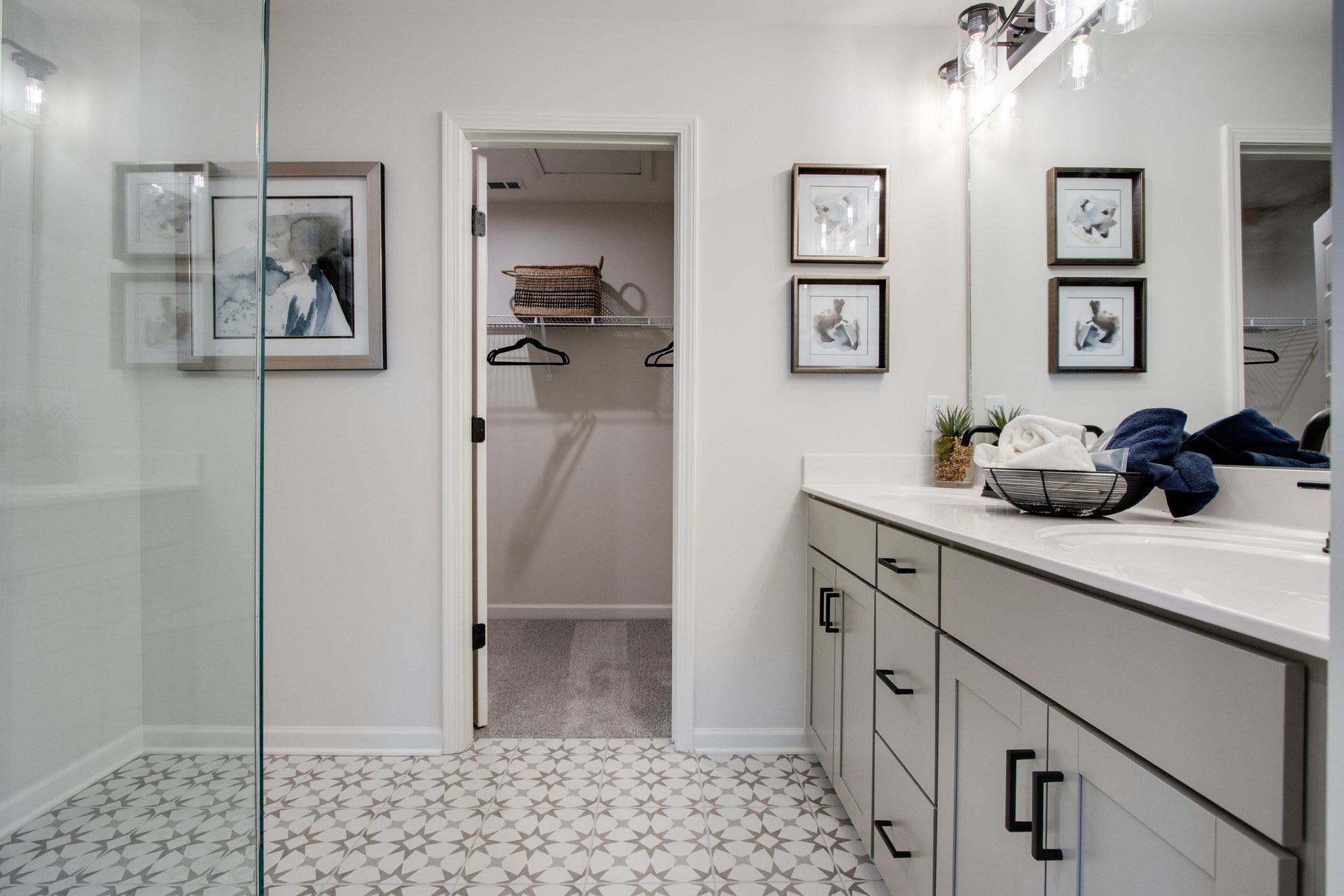 910dc0cd-b1d7-4df3-98d7-3b03ef63d687