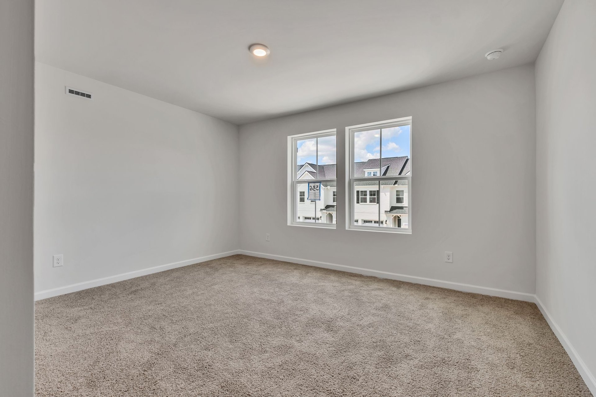 921b3b3e-8941-4357-8fe6-96fa7e97cc6f