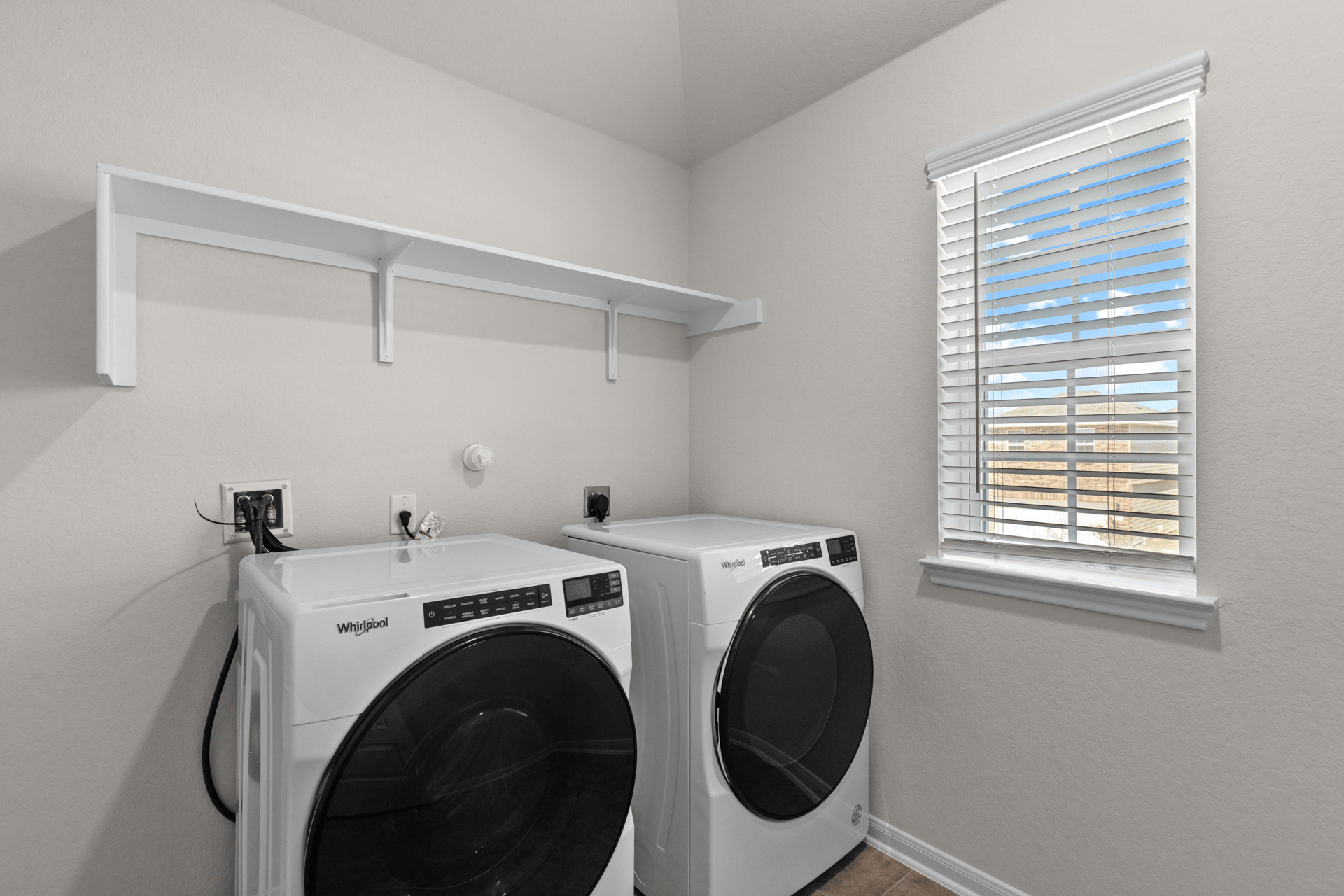 926da73b-2628-41a4-aa79-3c0262e8d8bf