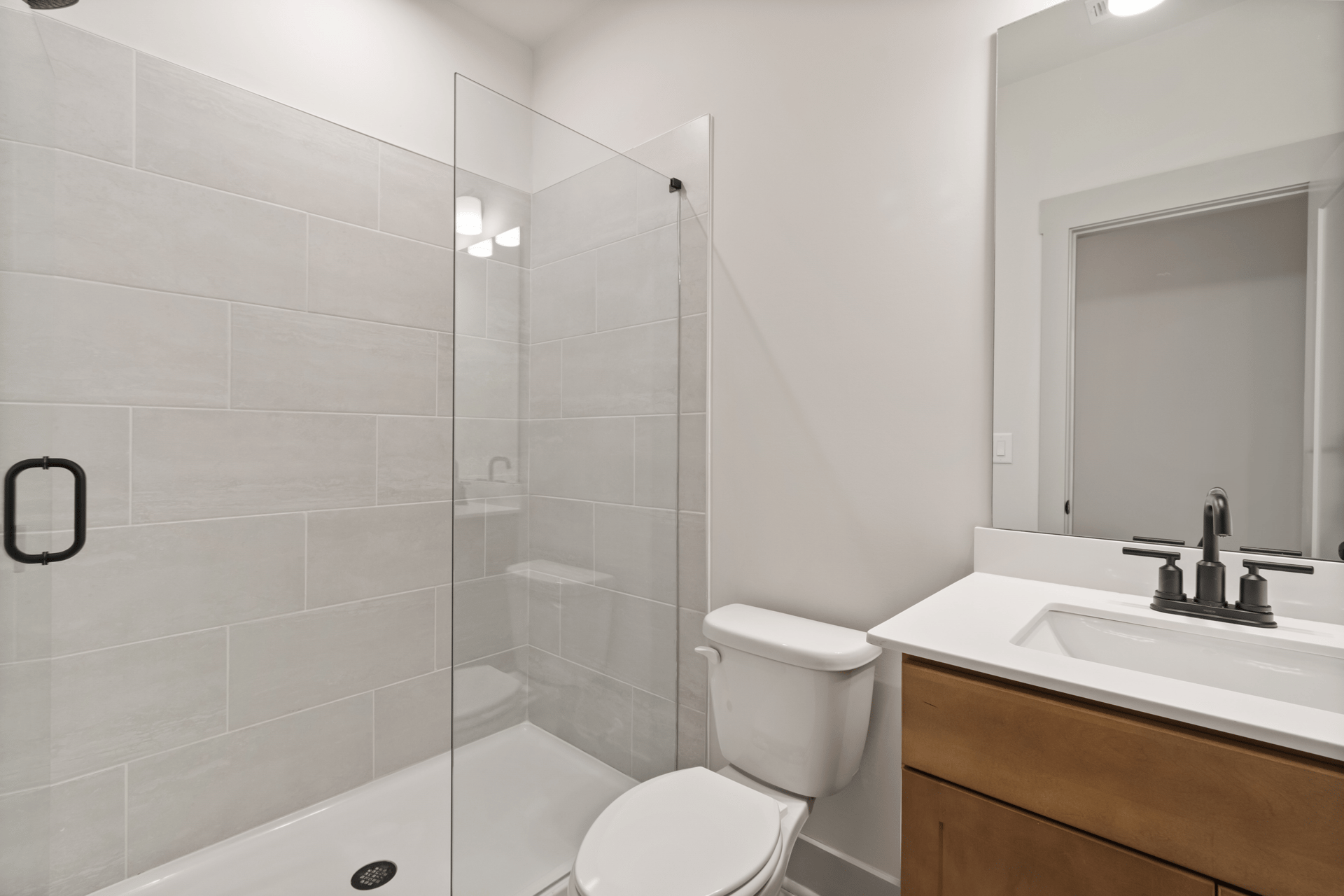 92ffd519-358f-4da9-8964-2bd06abcae11