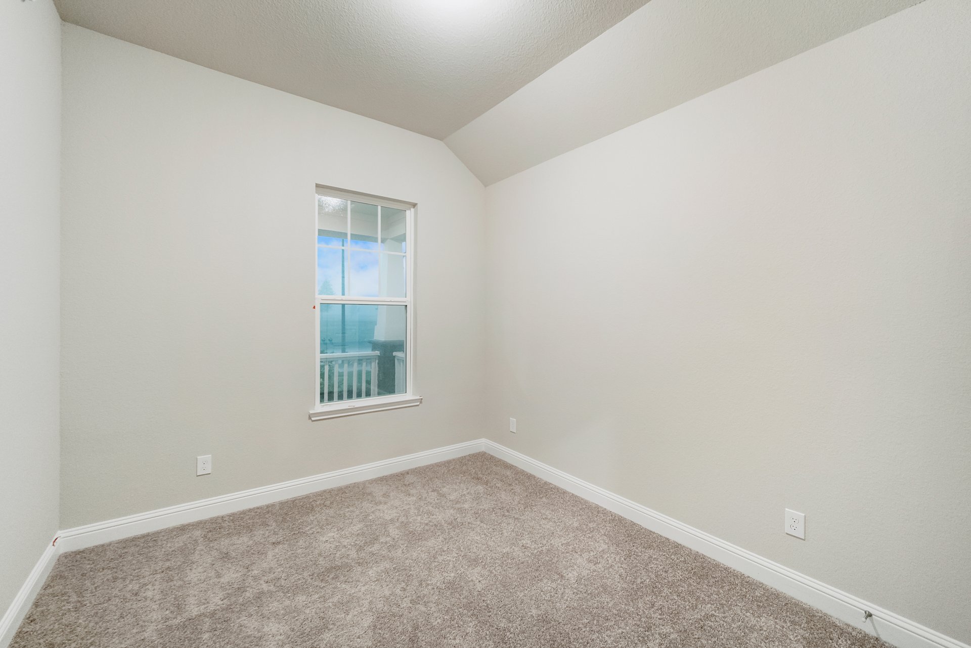 a085a458-f90b-45ef-a323-b74704e0d1a5