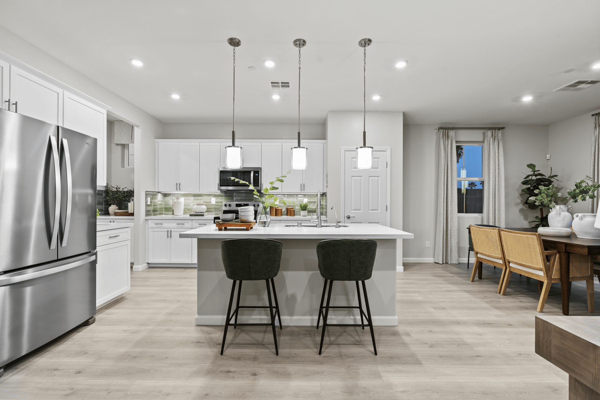 a7ff13e8-105e-4164-8574-87e47699b46d