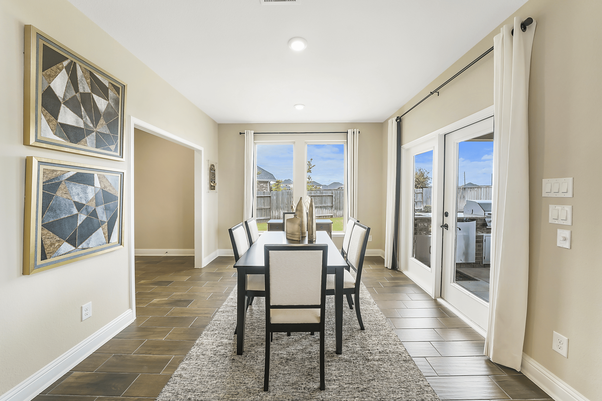 ae609dd2-4211-4892-8ab6-bb4dfc0dd0ae