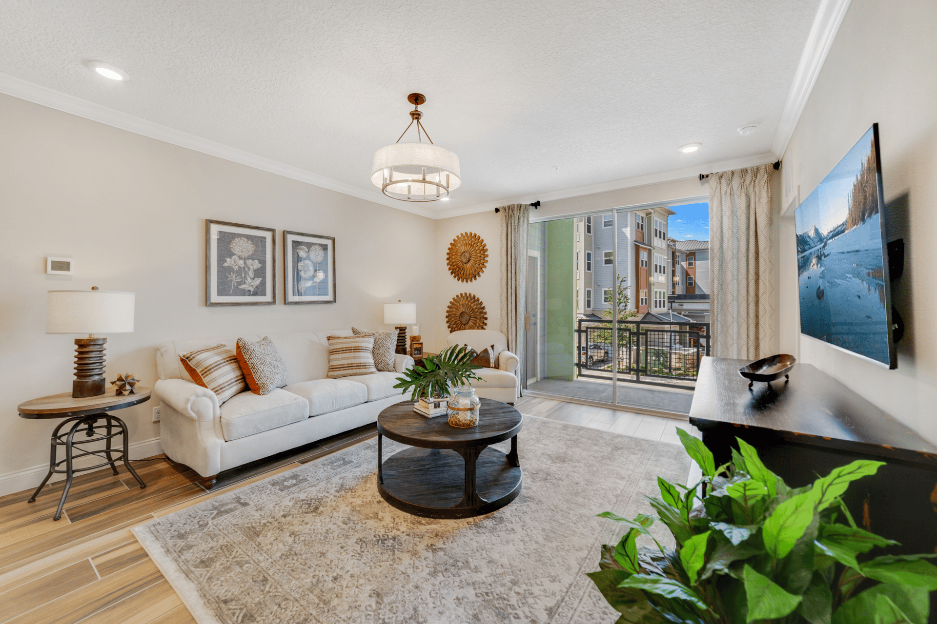 af86e4b5-0820-46b7-a48b-b016eae91337