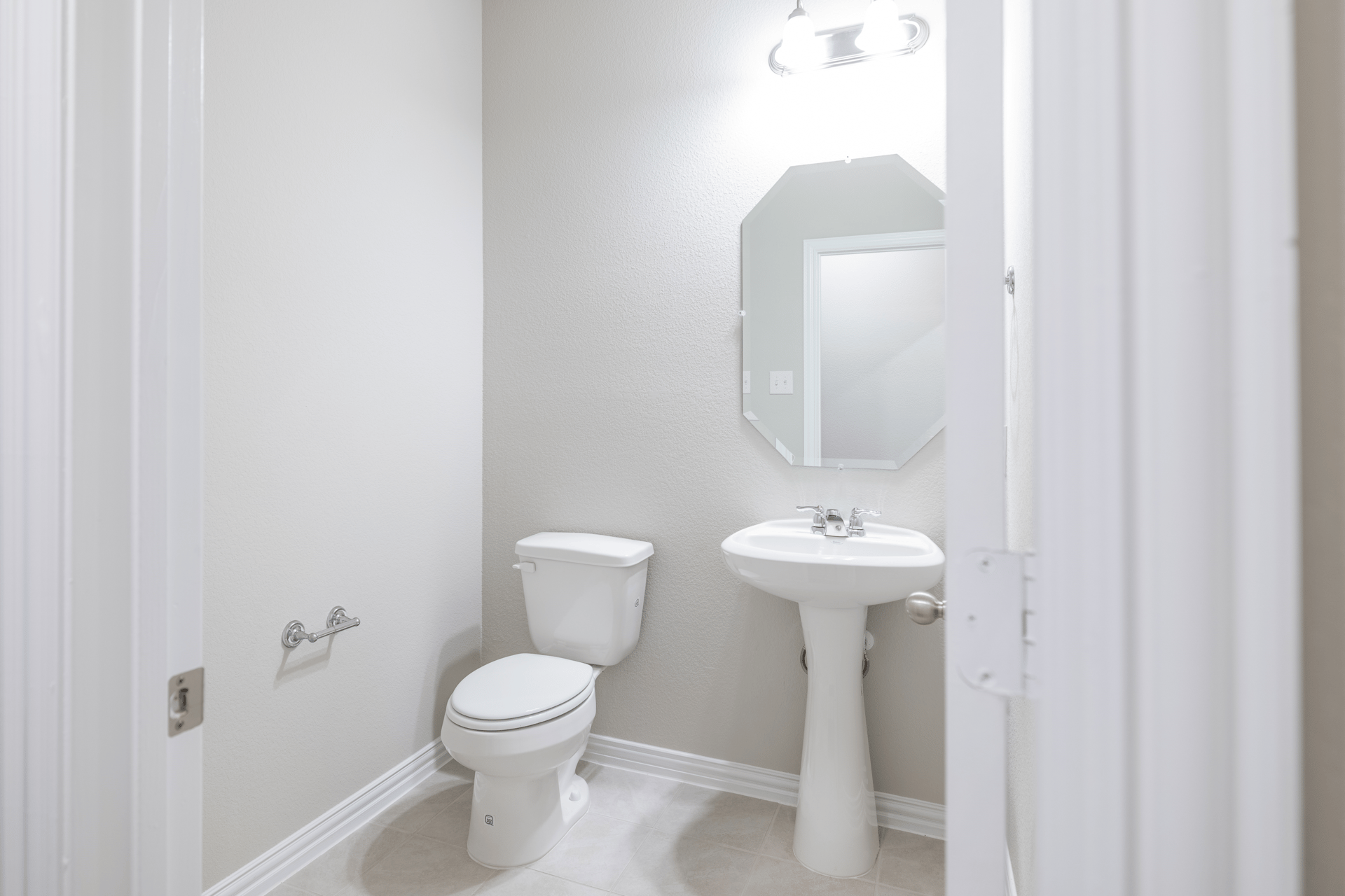 b0c8ad38-f5a1-46f7-a6d4-6e3763e34e65