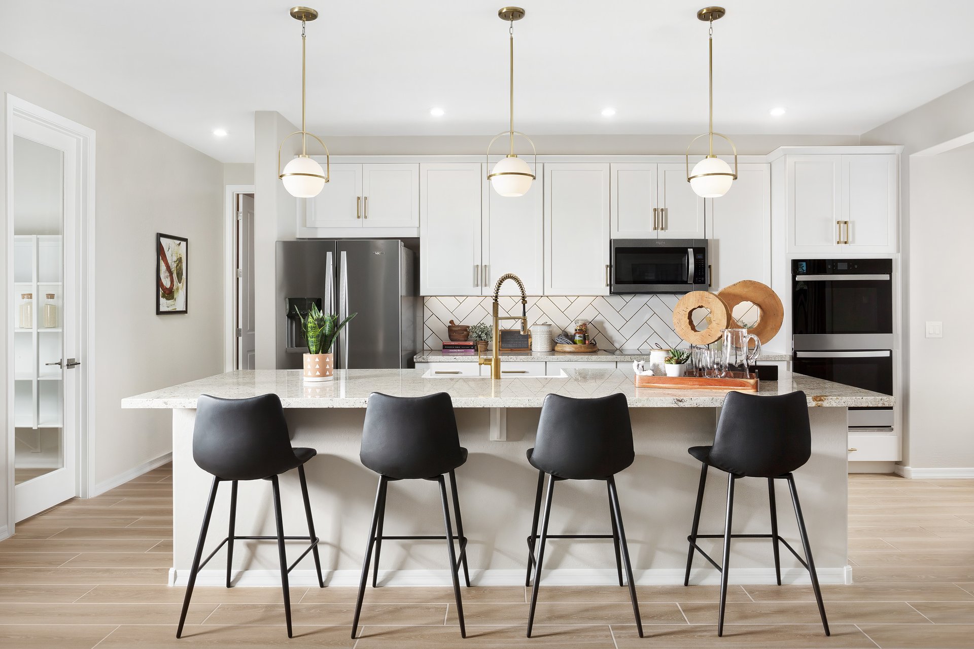 b1040d30-cc6a-47fa-a1d1-2c9d2c06ebf0