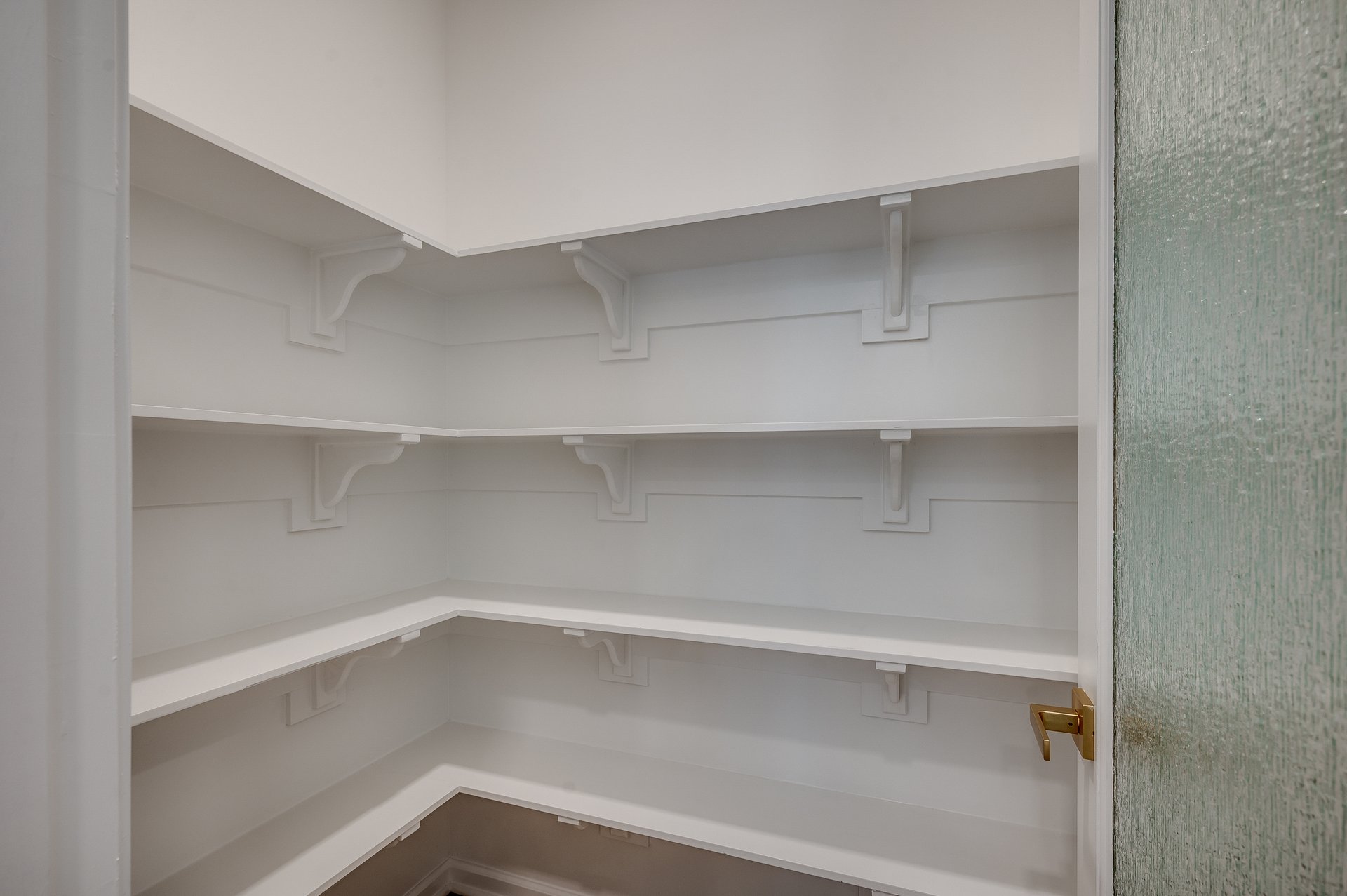 c8f75afa-5616-4c00-b56a-8856f6f30570