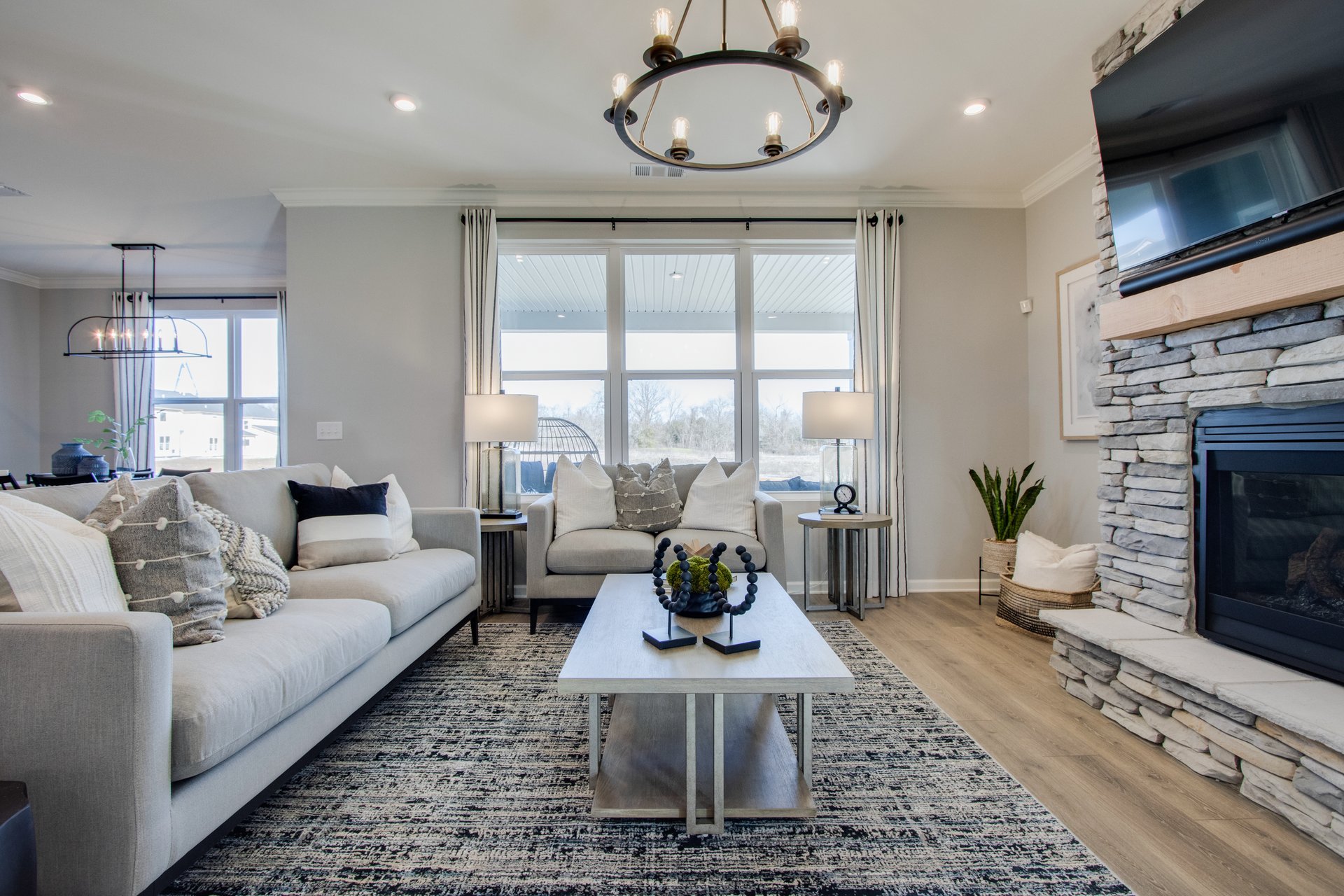 d518e142-1f21-4a15-9808-745a97e70276