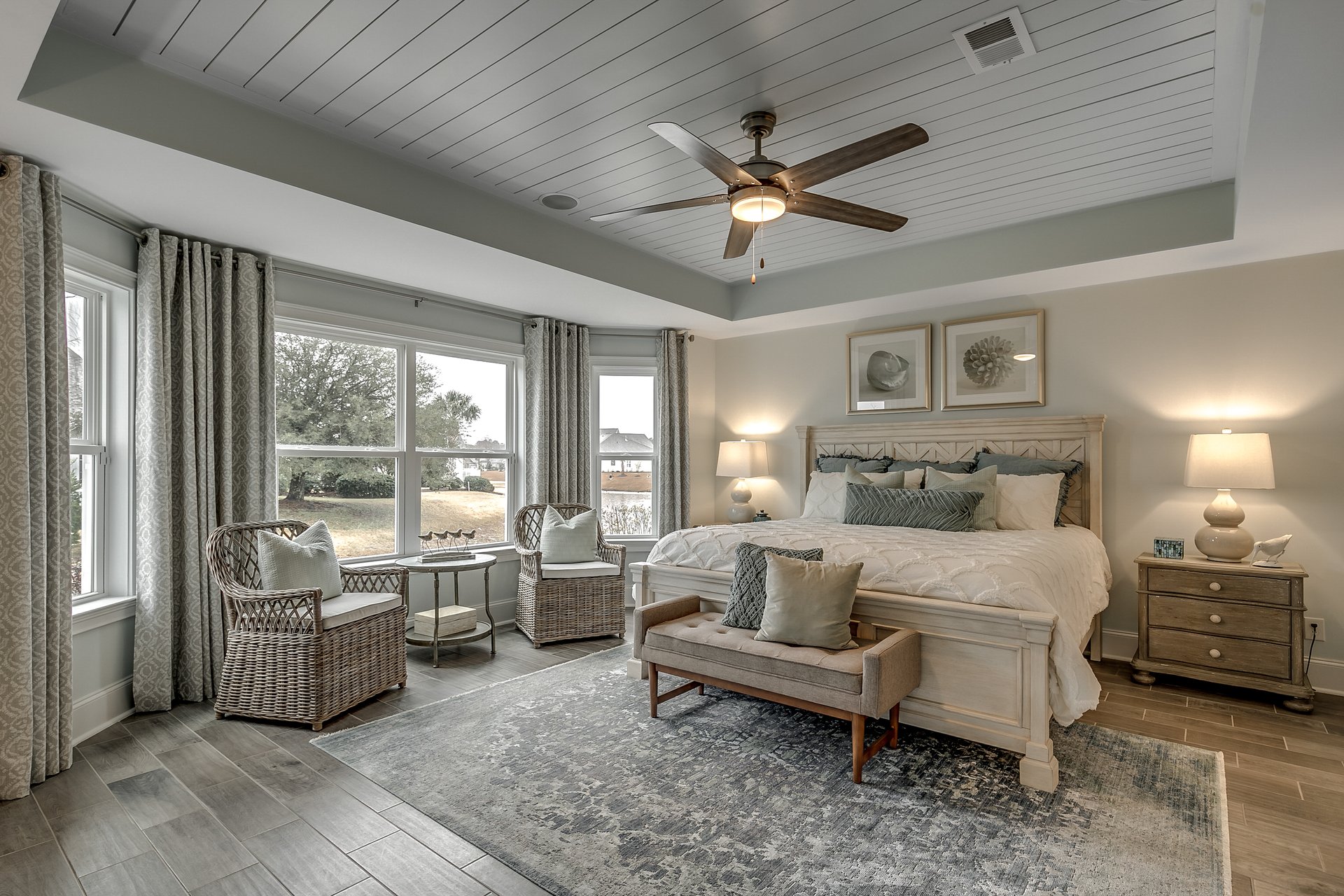 dafbb285-6843-4836-8dd5-8ee38e55baff