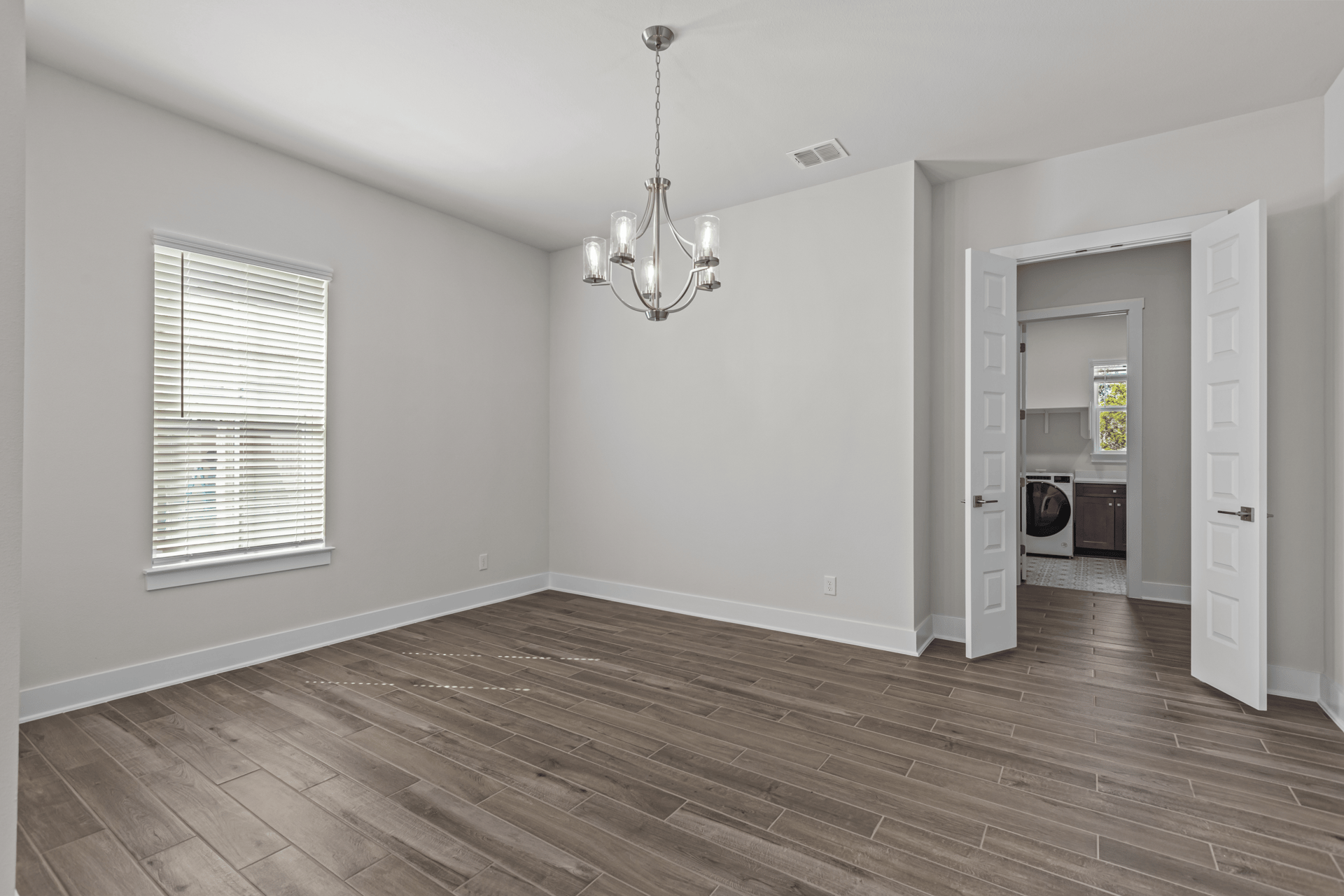 df5042df-eb48-45fd-bd3b-f11083dc9620