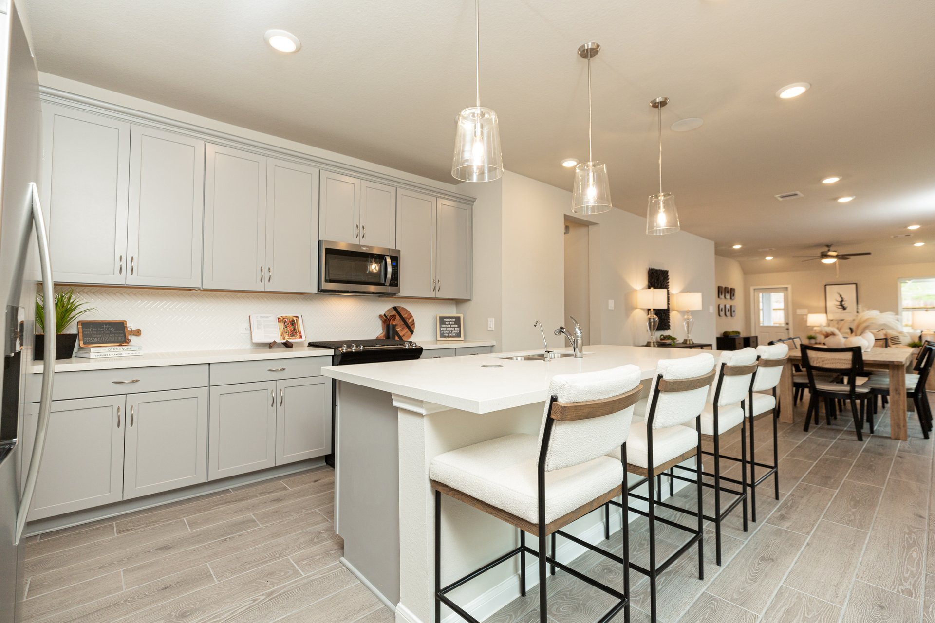 dfc4f02e-7520-4a1c-9252-d08ddbc7cbce