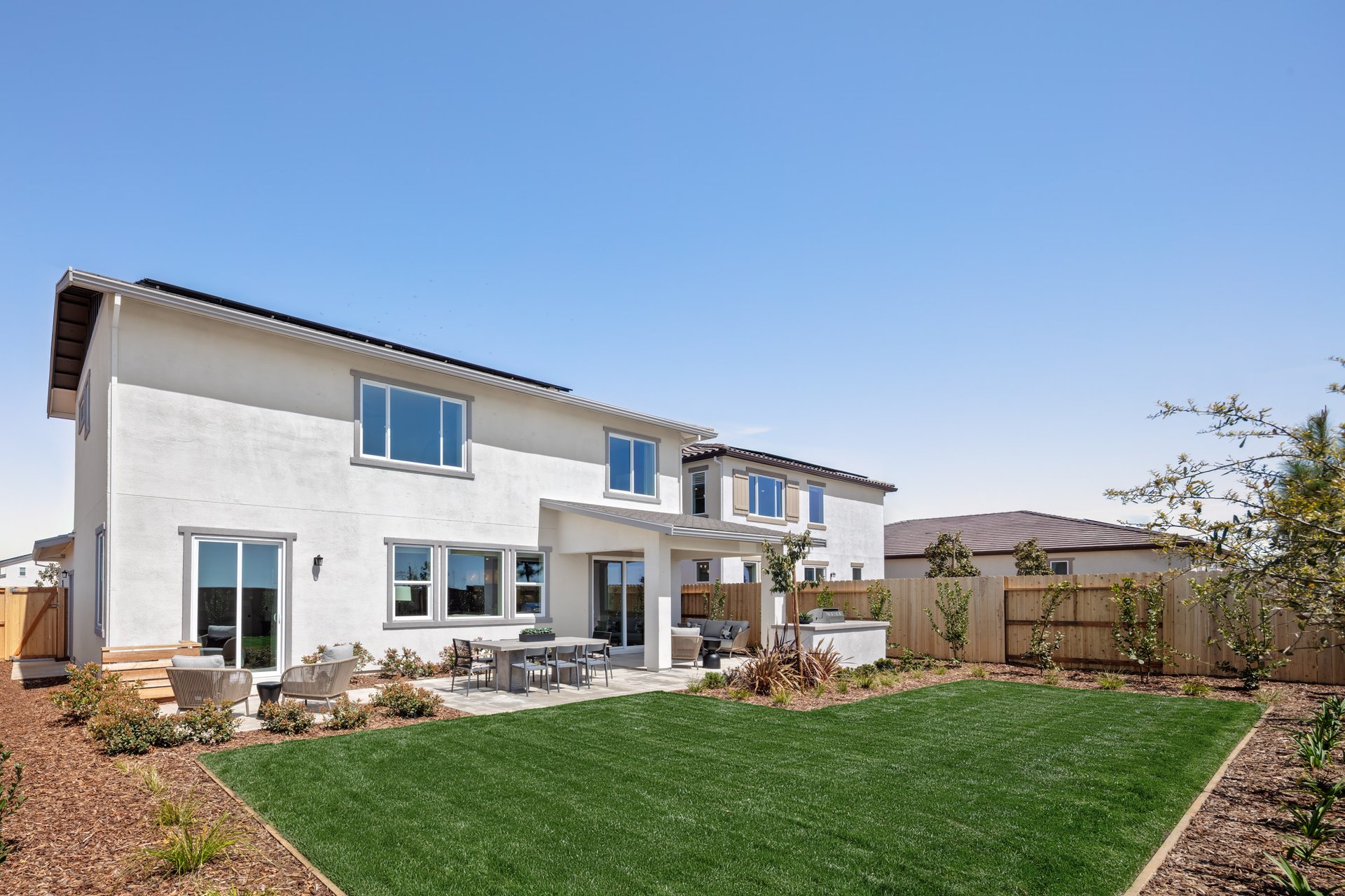 e60b2e6b-065a-4302-91e4-8daf8d602b14