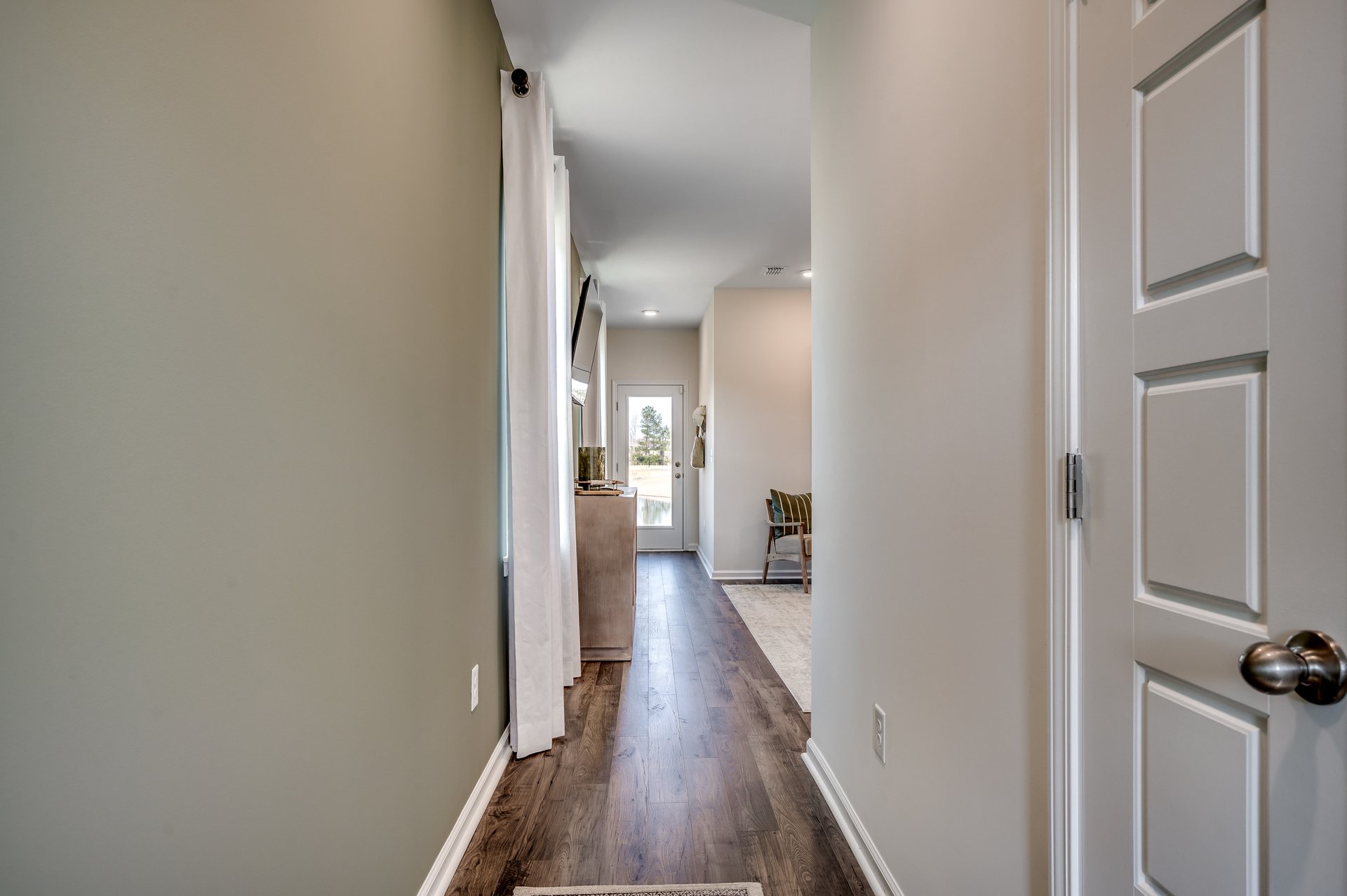 e8d7ee2b-30dd-4d00-87ca-0c9a98ce68be