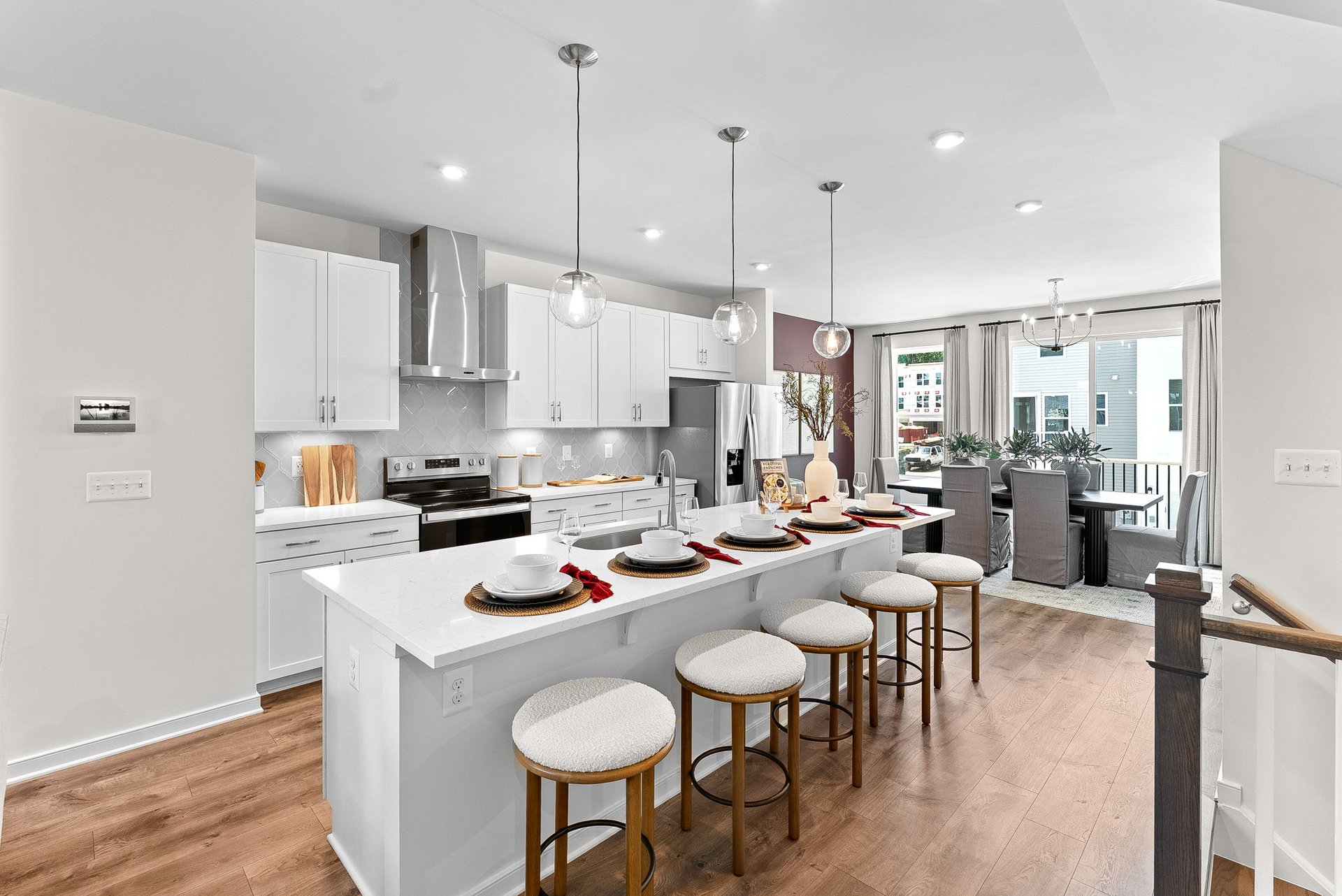 e9e1b3ac-1f45-4bfe-b2f0-dd0ba8700209