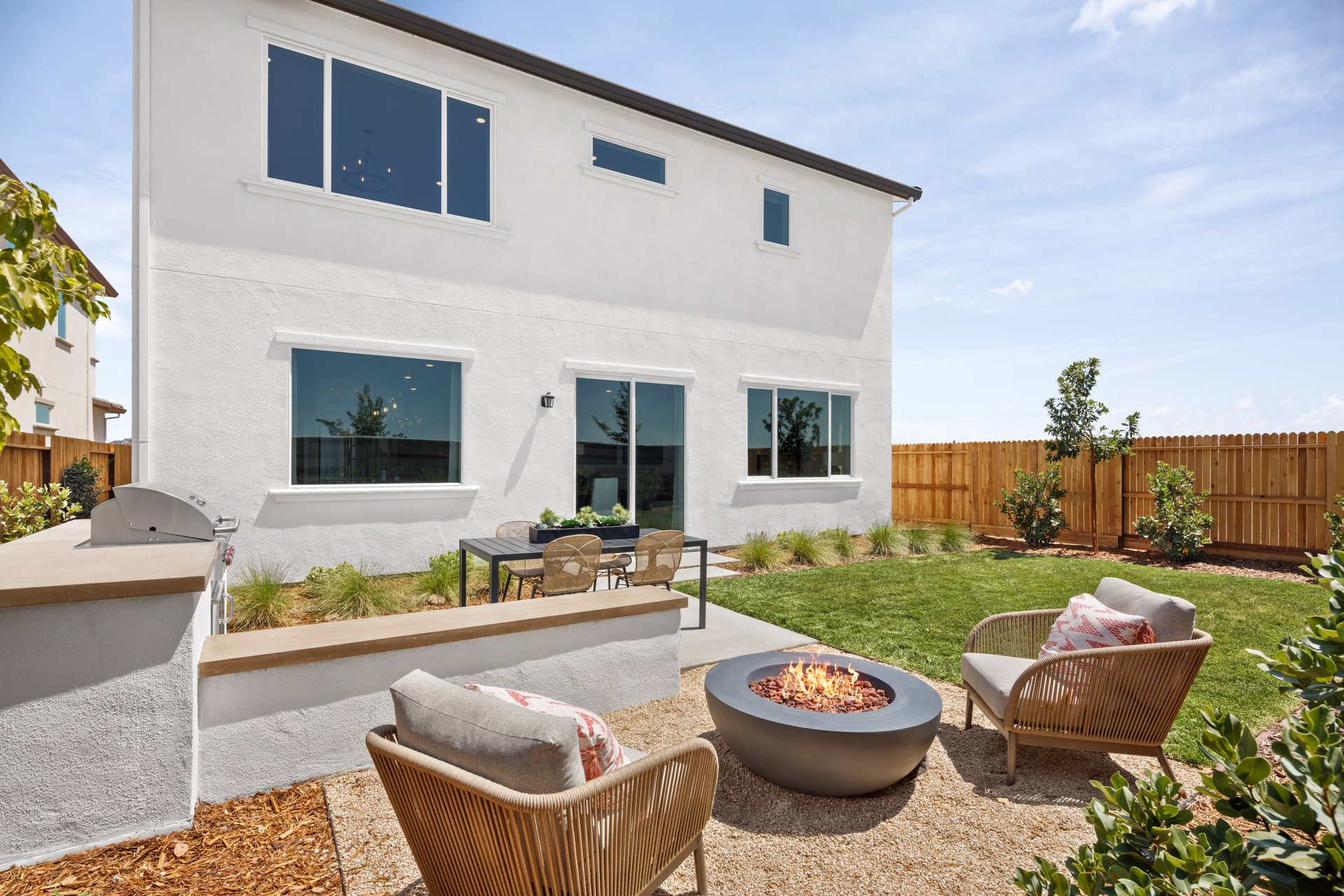 fa24011b-e73f-4183-8d99-0244576eeab9