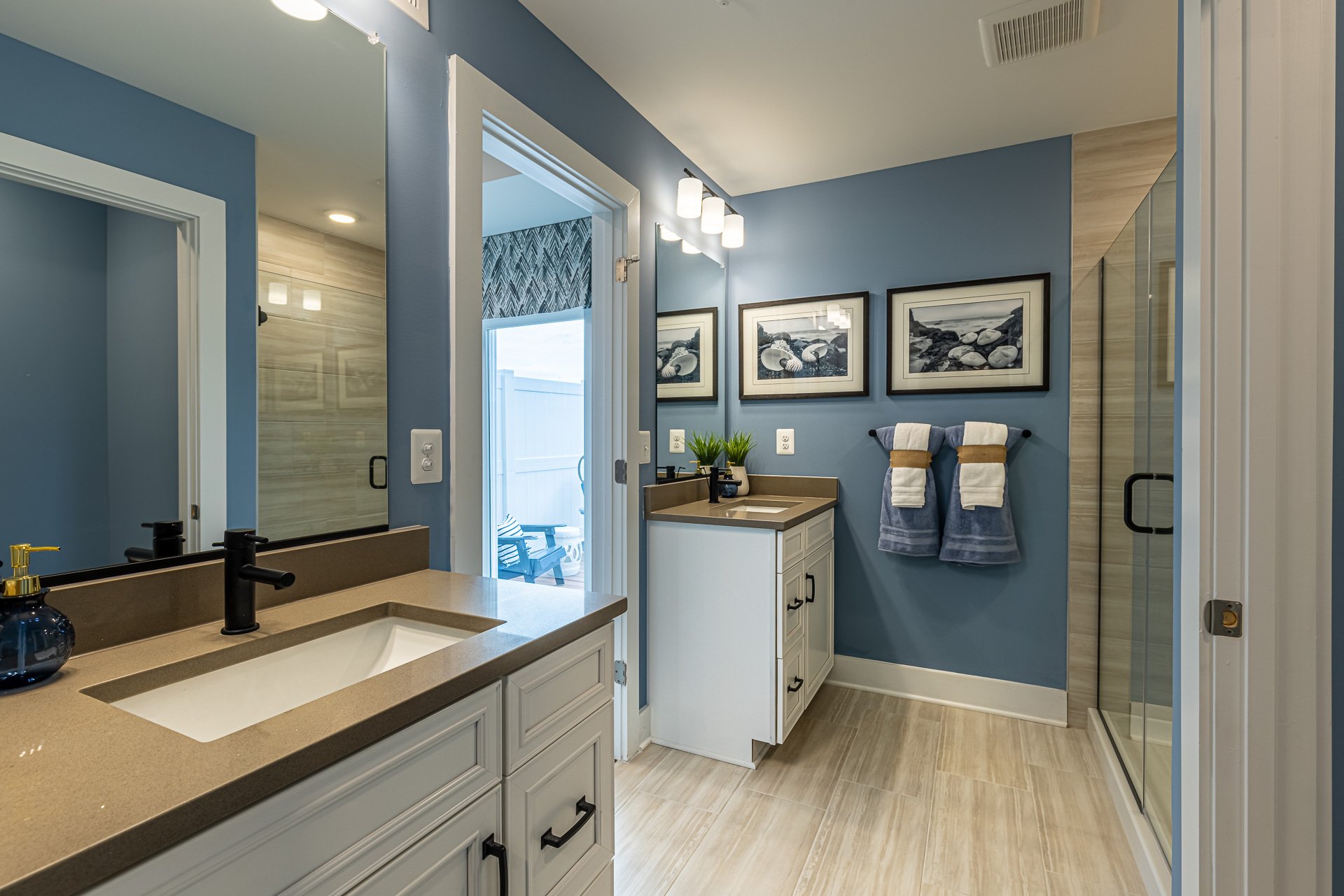 fd253c90-4b49-4a83-bfd3-409e2c387fb9