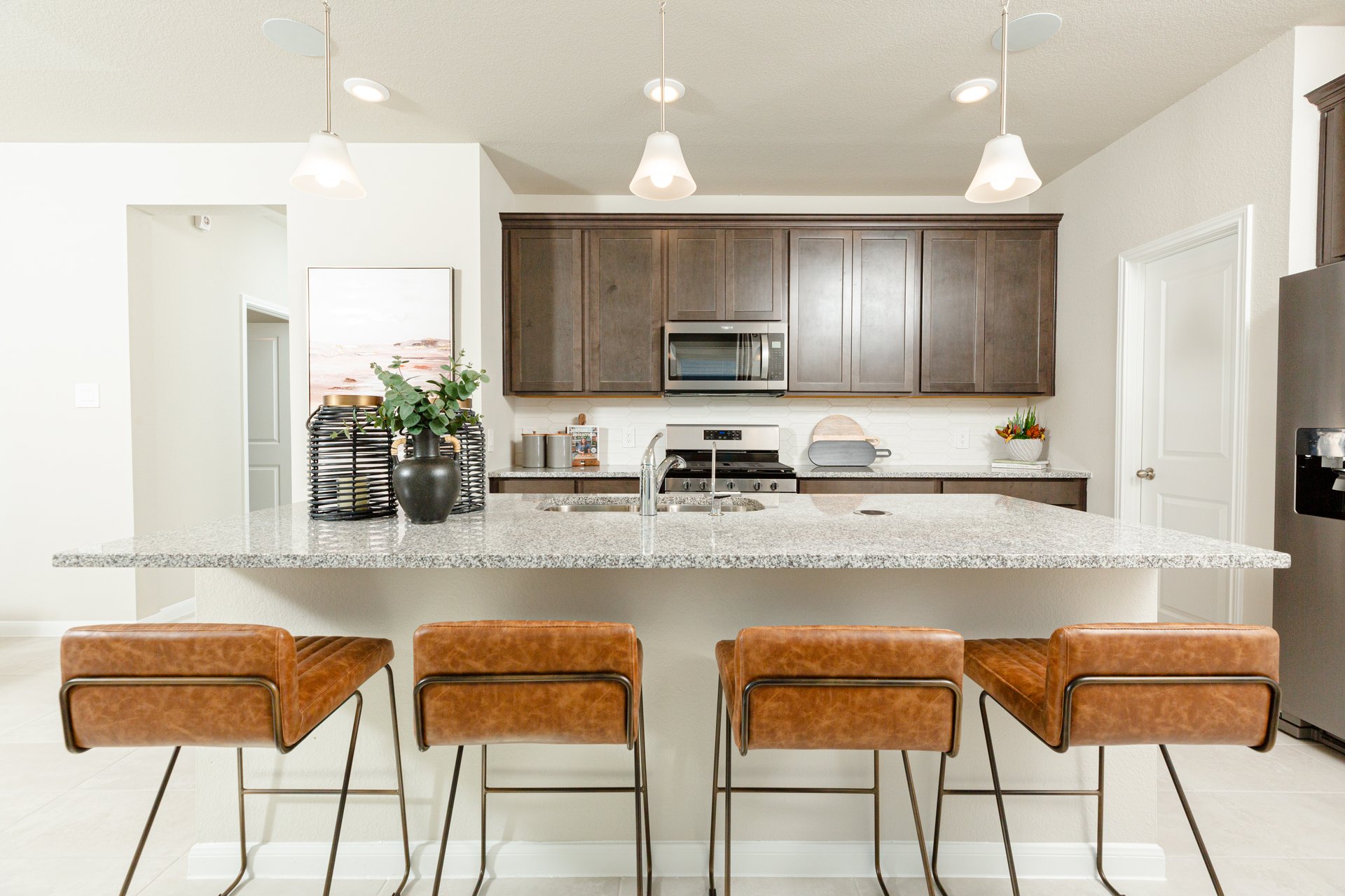 fe9cb87d-dea0-4a1c-aec6-368d1fc585a1