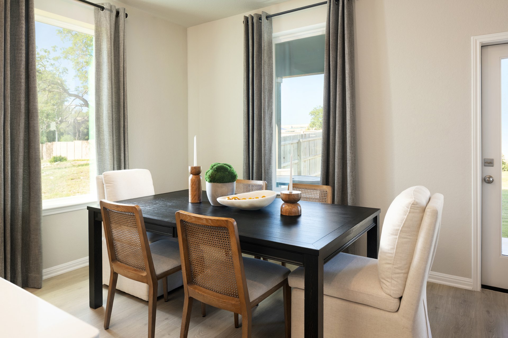 fef48886-c23c-450d-bdd9-4bbcd88c1efa